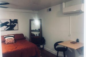 Alquiler Vacacional - Clean Studio with Kitchenette and Fresh Patio!