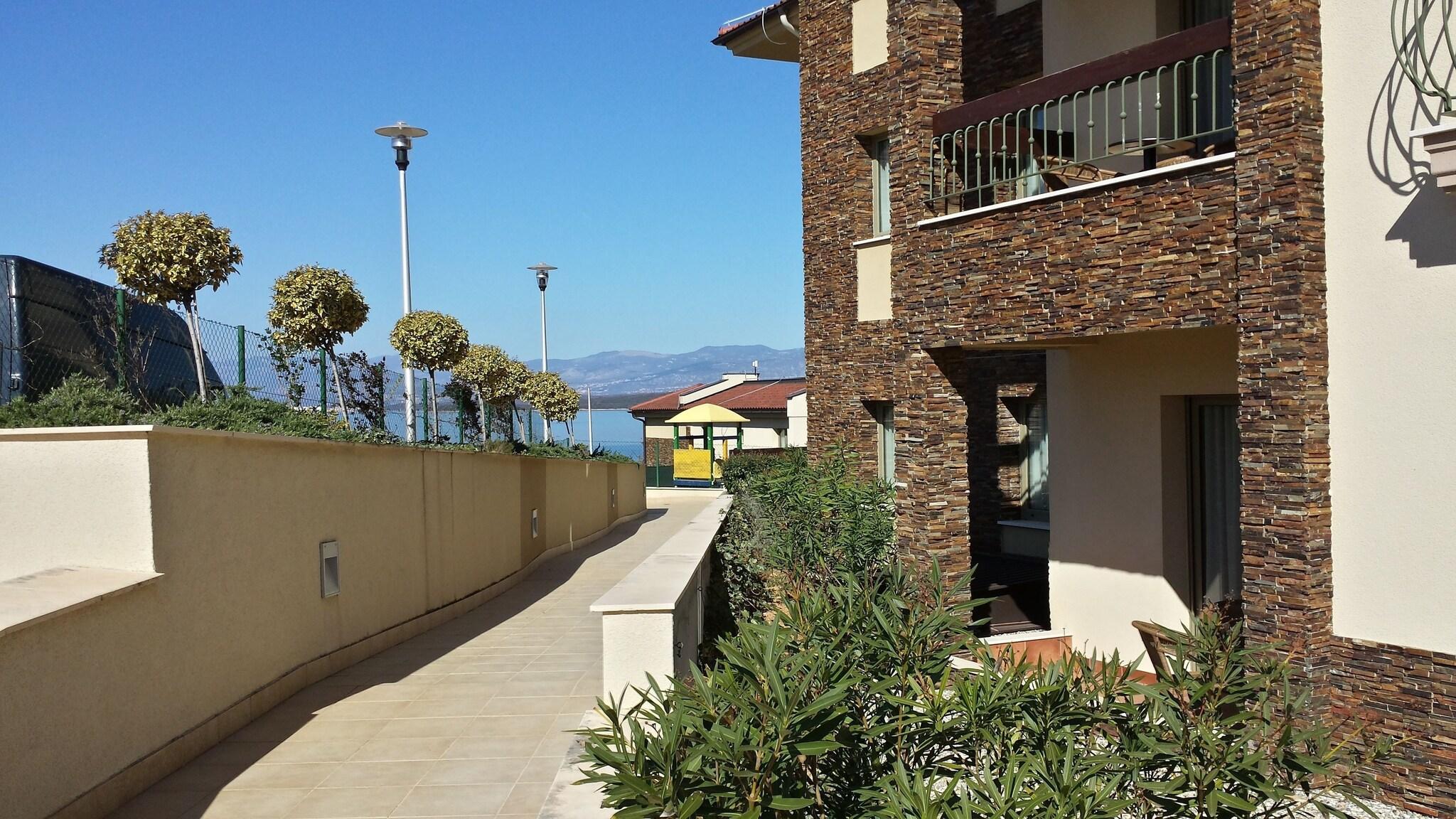 Vista Exterior Blue Waves Resort