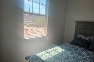 Alquiler Vacacional - You want peace and Quiet
One room upstairs queen 
 Tv, Kitchenette in loft &sofa