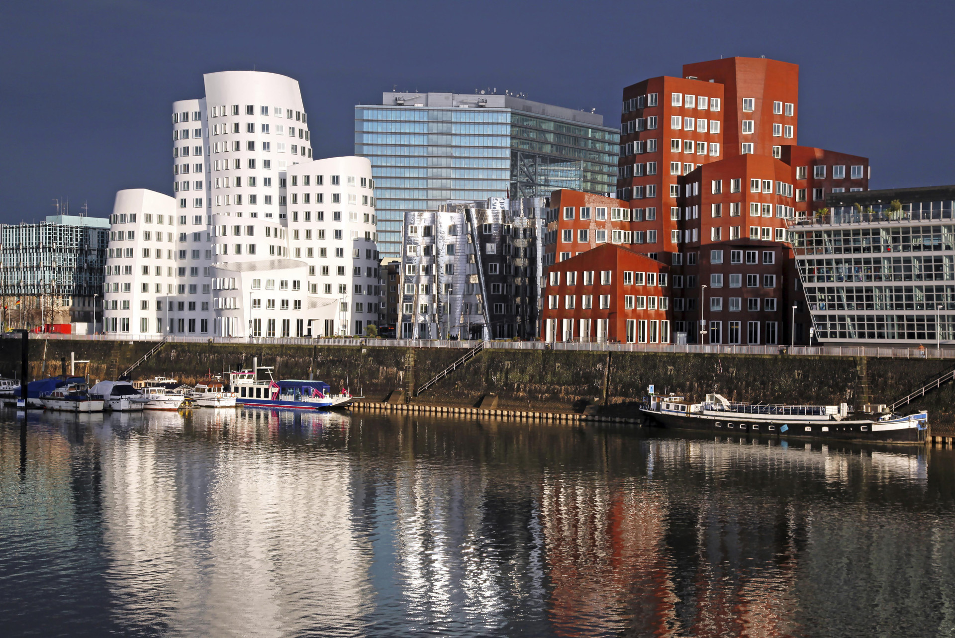 Vista Exterior NH Düsseldorf Königsallee