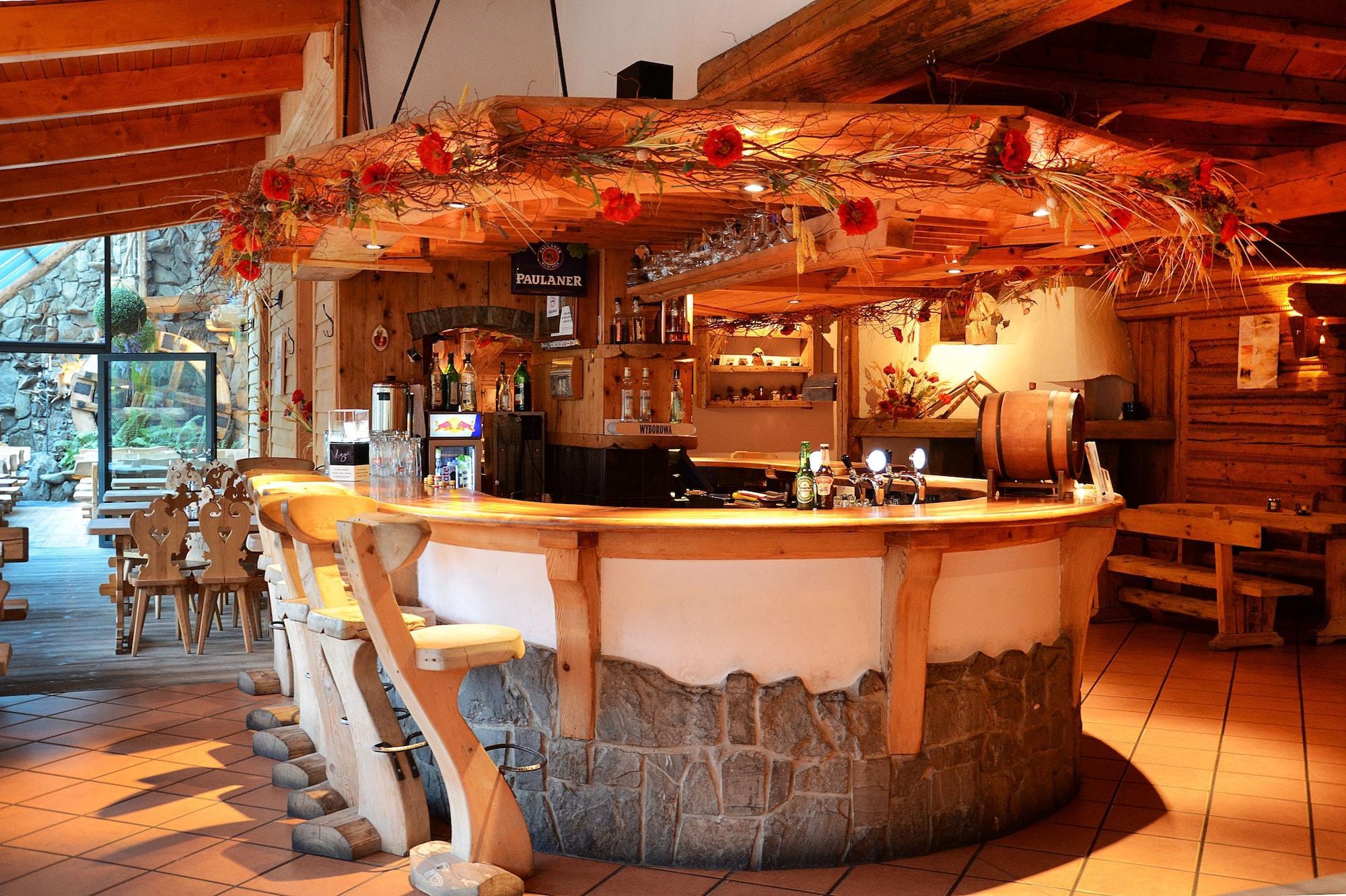 Bar/Salón Hotel Sabala