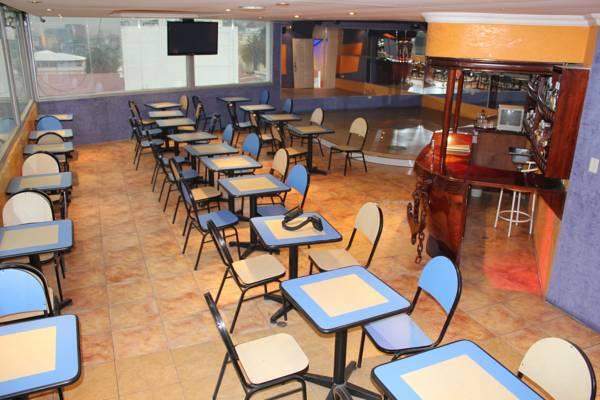 Bar/Salón Hotel David