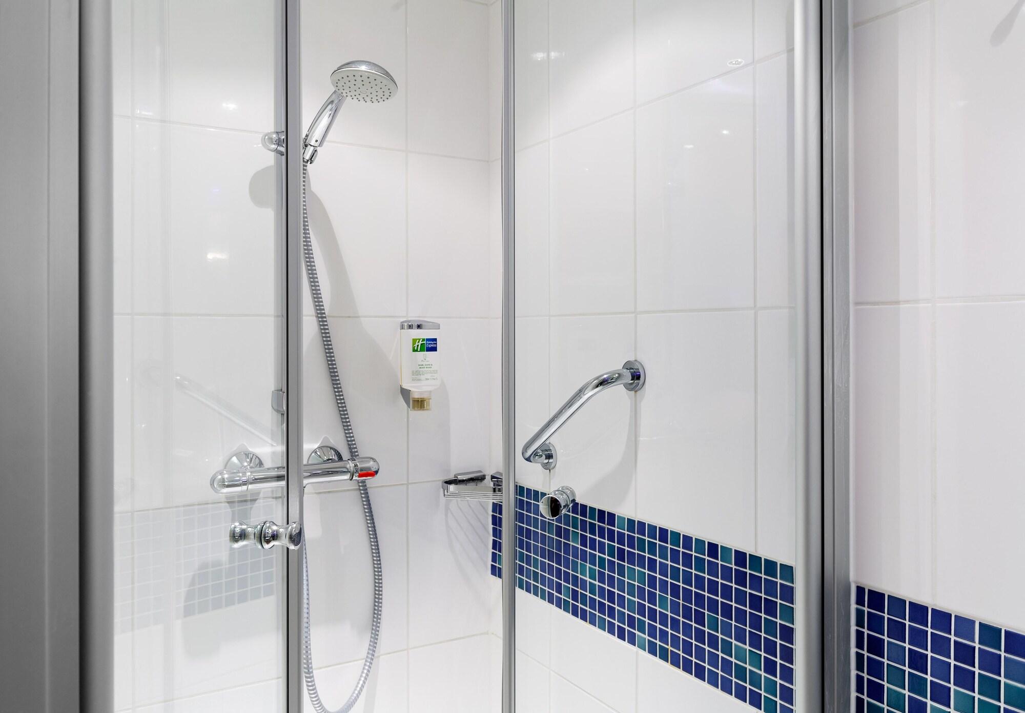 Equipamiento de Habitación Holiday Inn Express Nuernberg-Schwabach by IHG