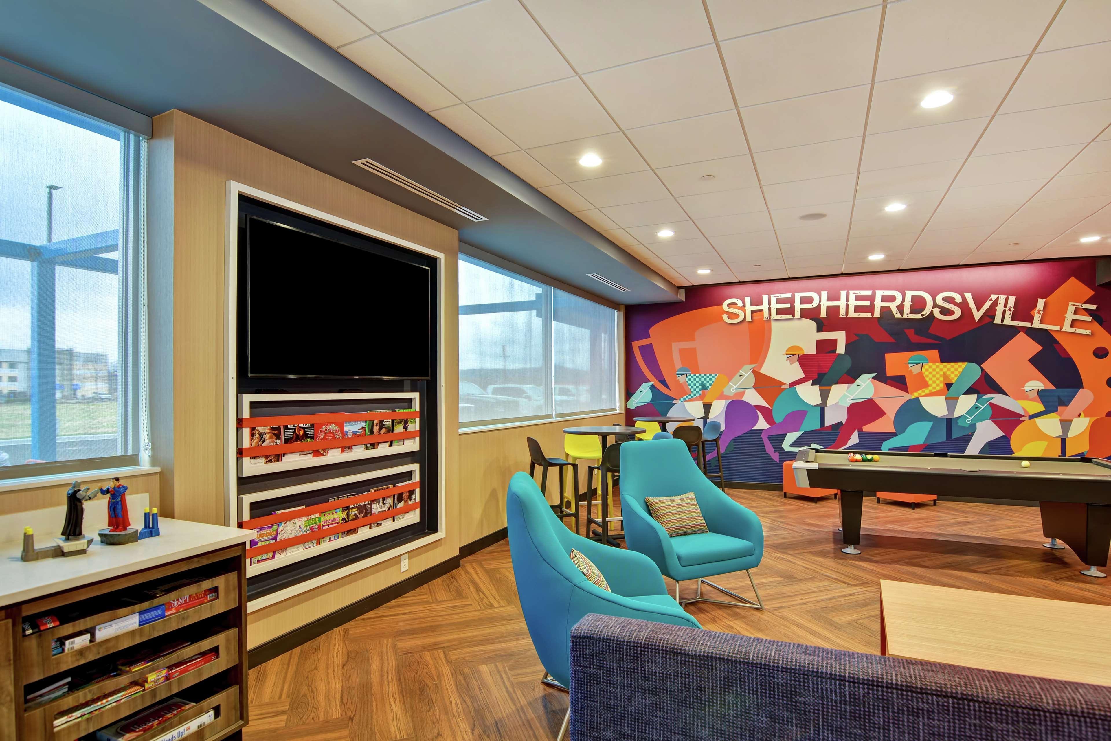 Vista Lobby Tru by Hilton Shepherdsville Louisville South