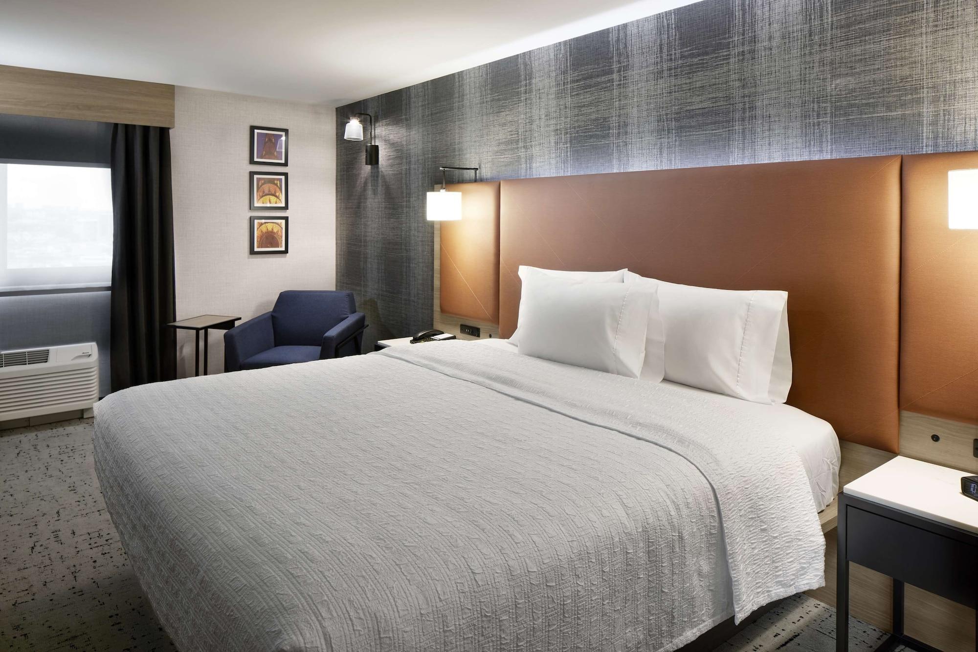 Habitación Hampton Inn Newark Airport
