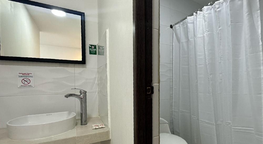 Equipamiento de Habitación Hotel Tower by On Vacation