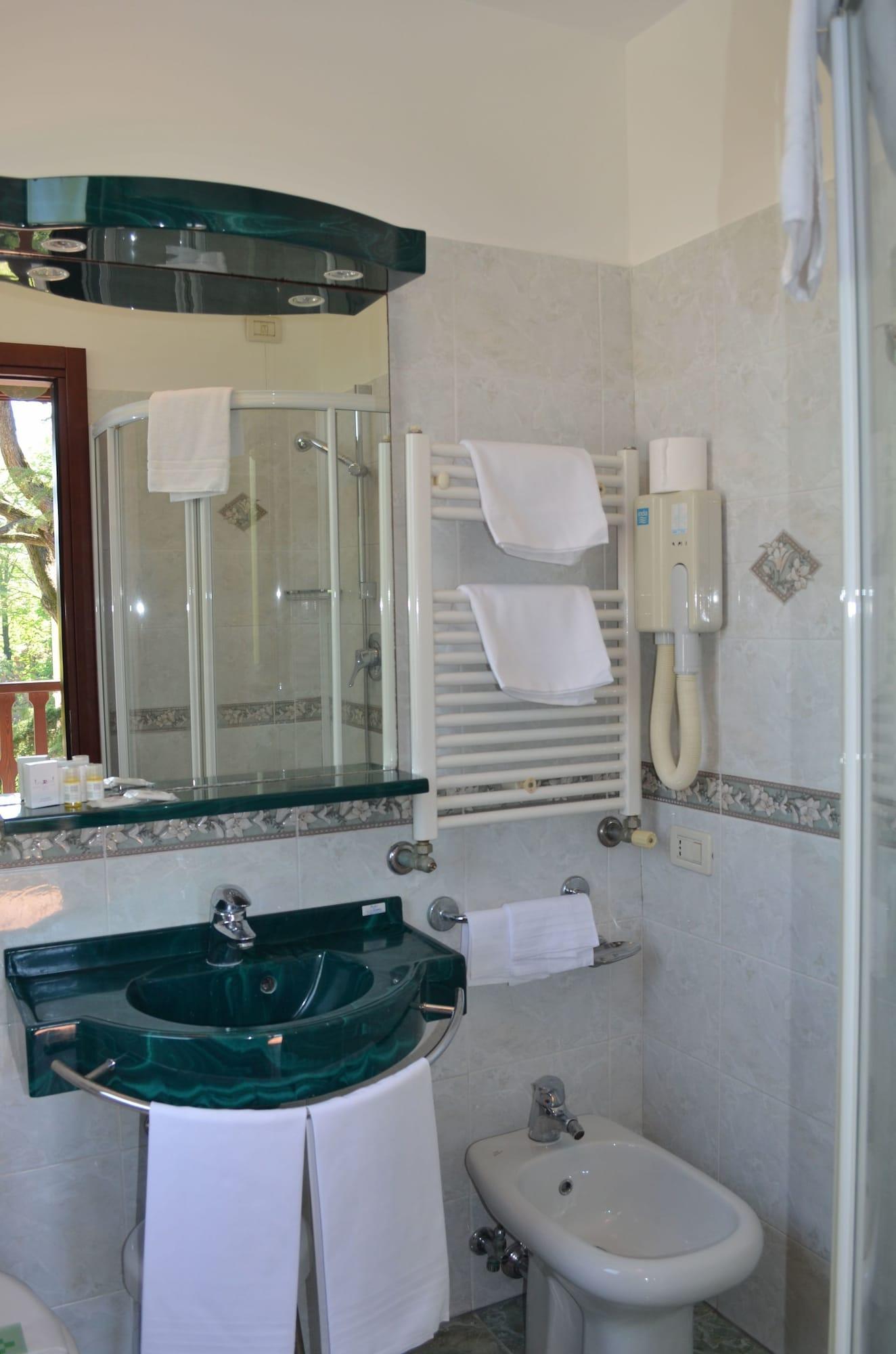 Equipamiento de Habitación Hotel Villa Cipro