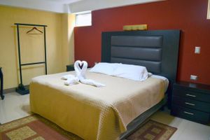 Alojamiento - Hotel y Restaurante Castillo de los Altos
