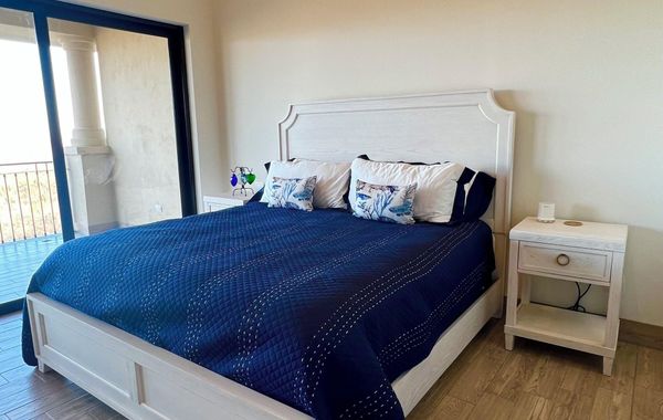 Paradise awaits at this new 2 bedroom/ 2 bathroom Penthouse! - Hoteles con parque acuático en Cabo San Lucas