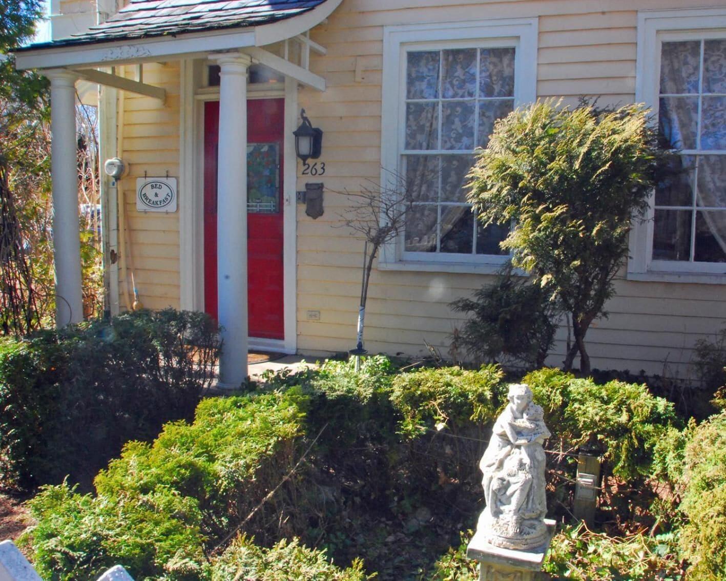 Vista Exterior Apple Tree Historic B&B