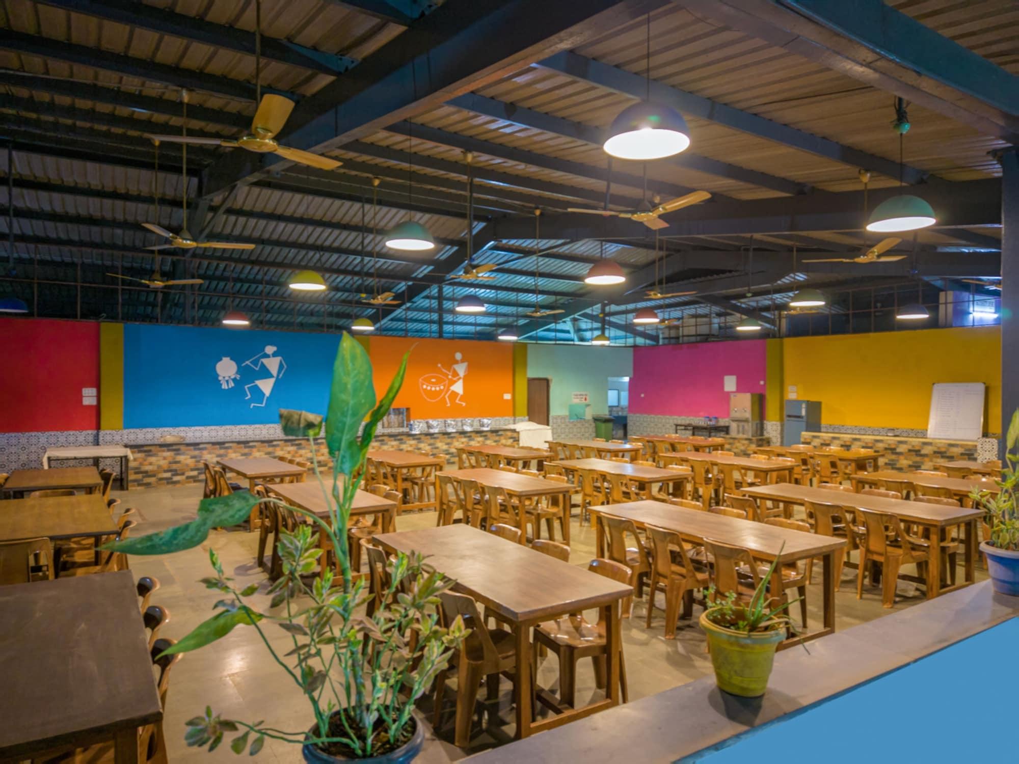 Restaurant Nature Trails Sajan, Vikramgad