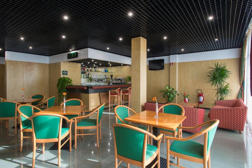 Bar/Salón Meditur Hotel Pomezia