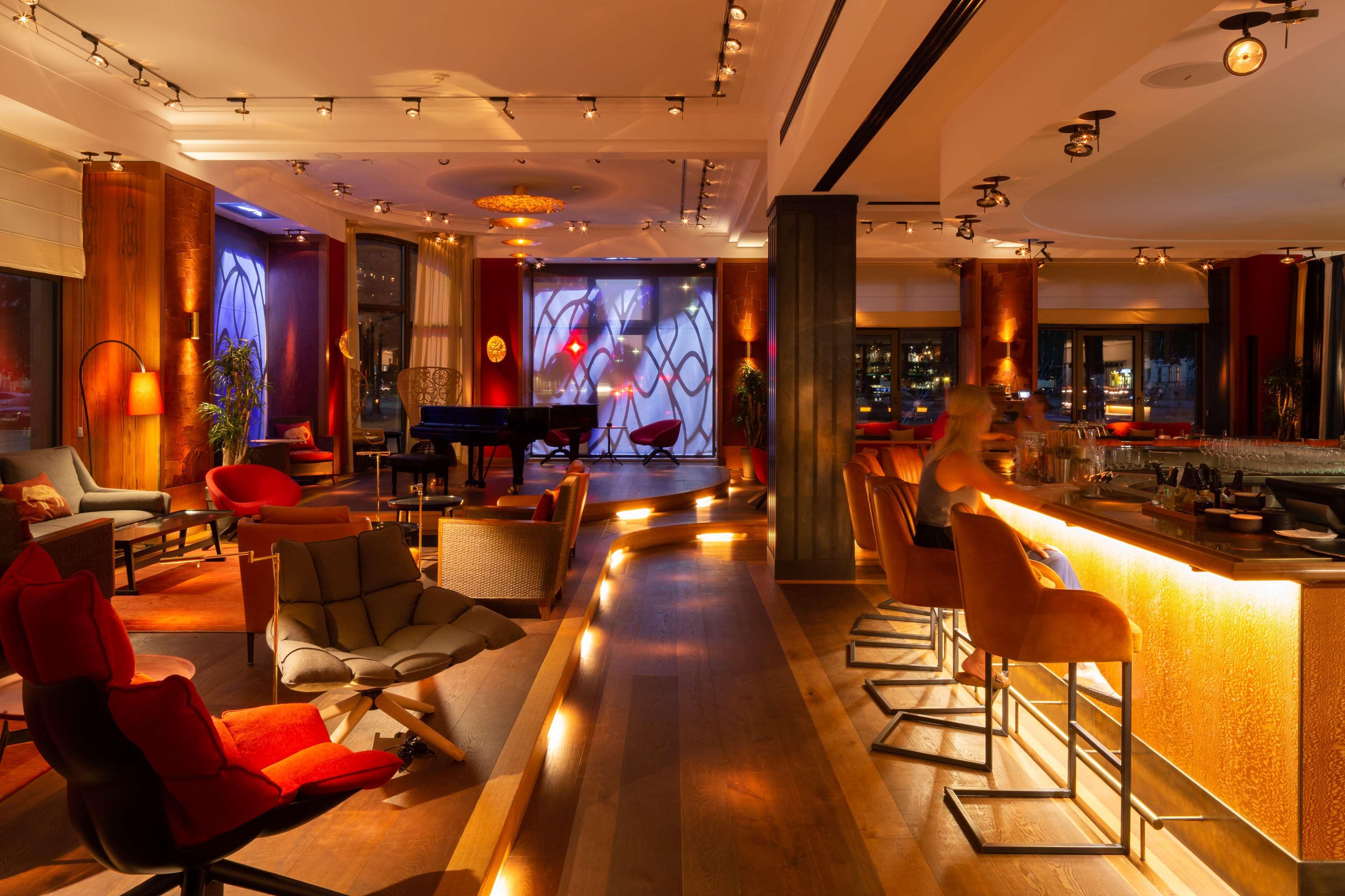 Bar/Salón Orania.Berlin