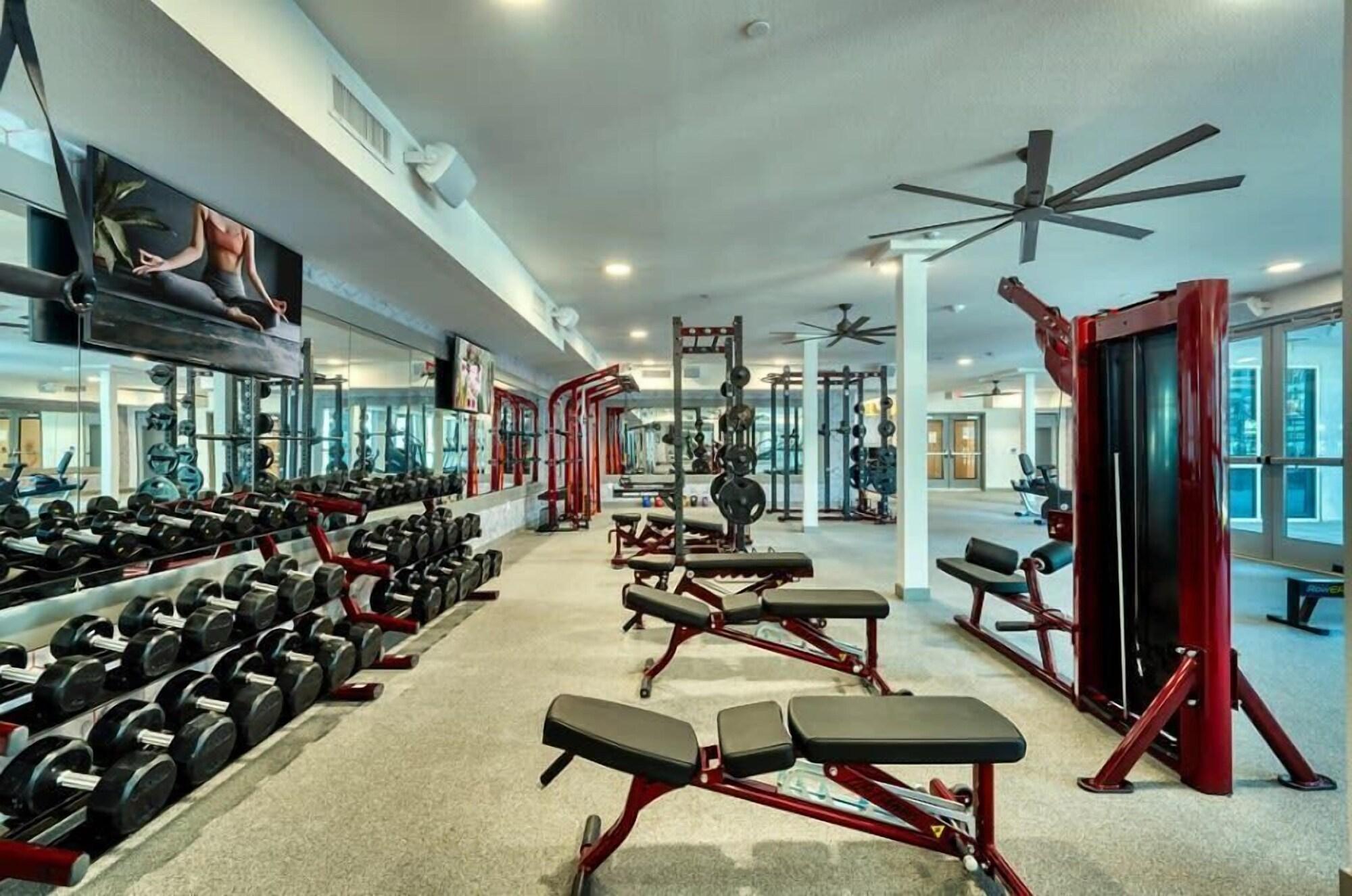 Gimnasio CozySuites at Downtown Phoenix