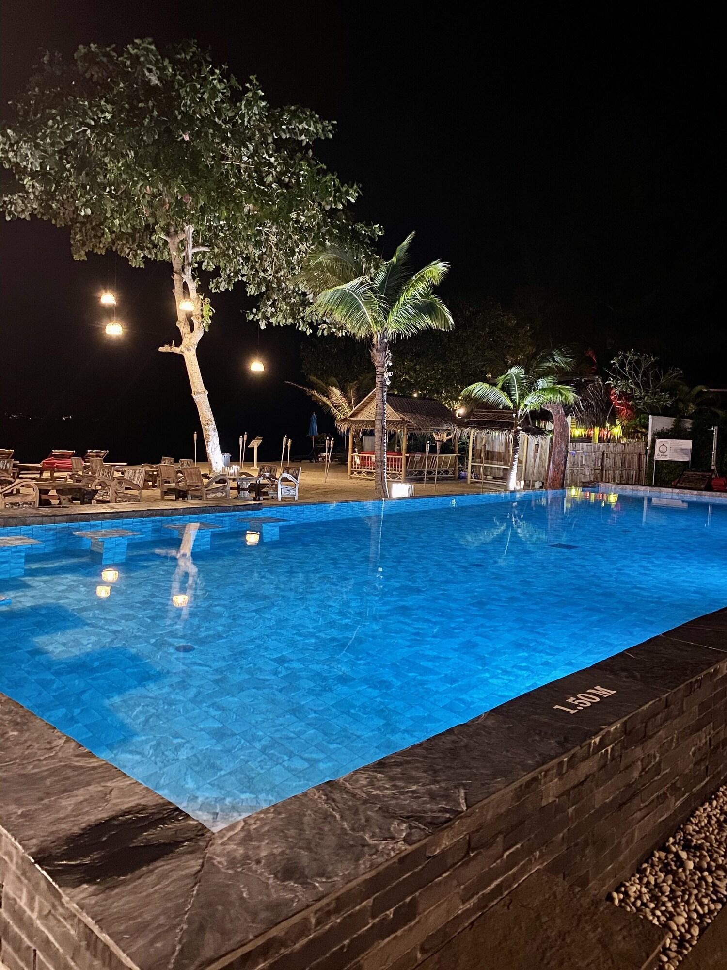 Vista Piscina La Plage Resort & Beach Club