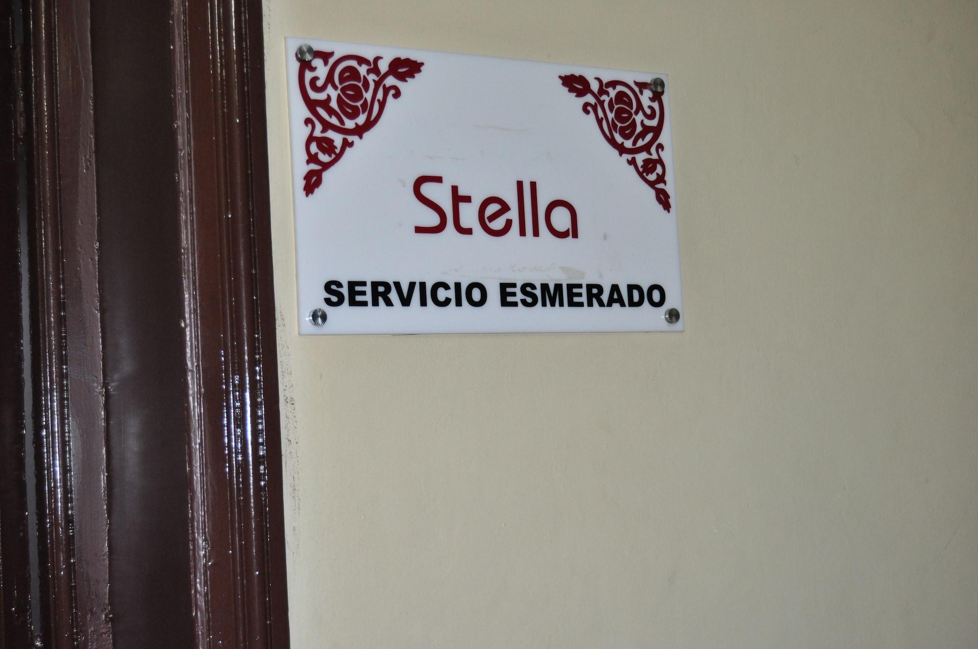 Vista Exterior Hostal Estela