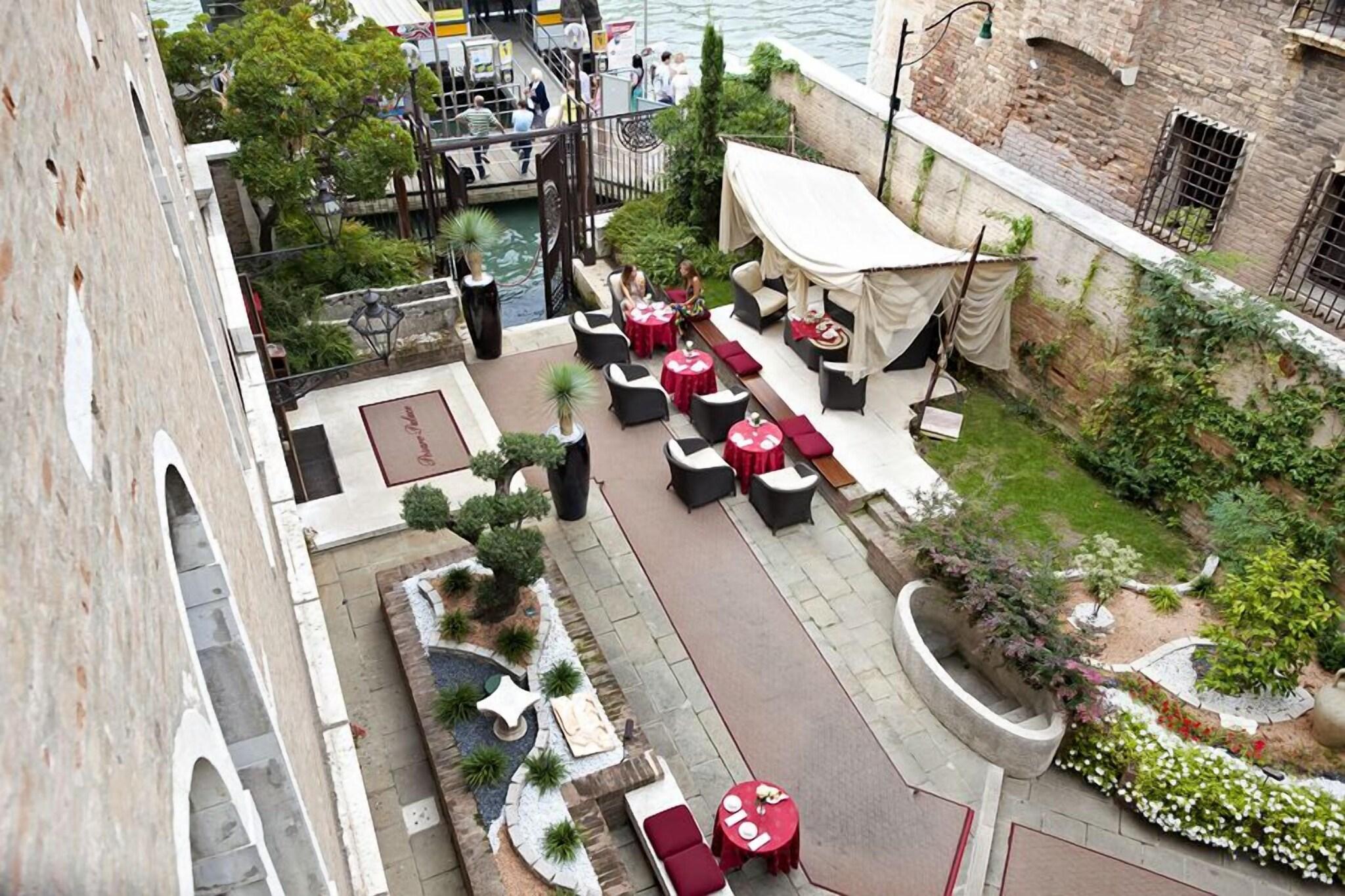 Restaurant Pesaro Palace
