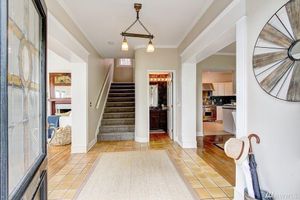 Alquiler Vacacional - Seattle Vacation Home: The Tuscan Villa