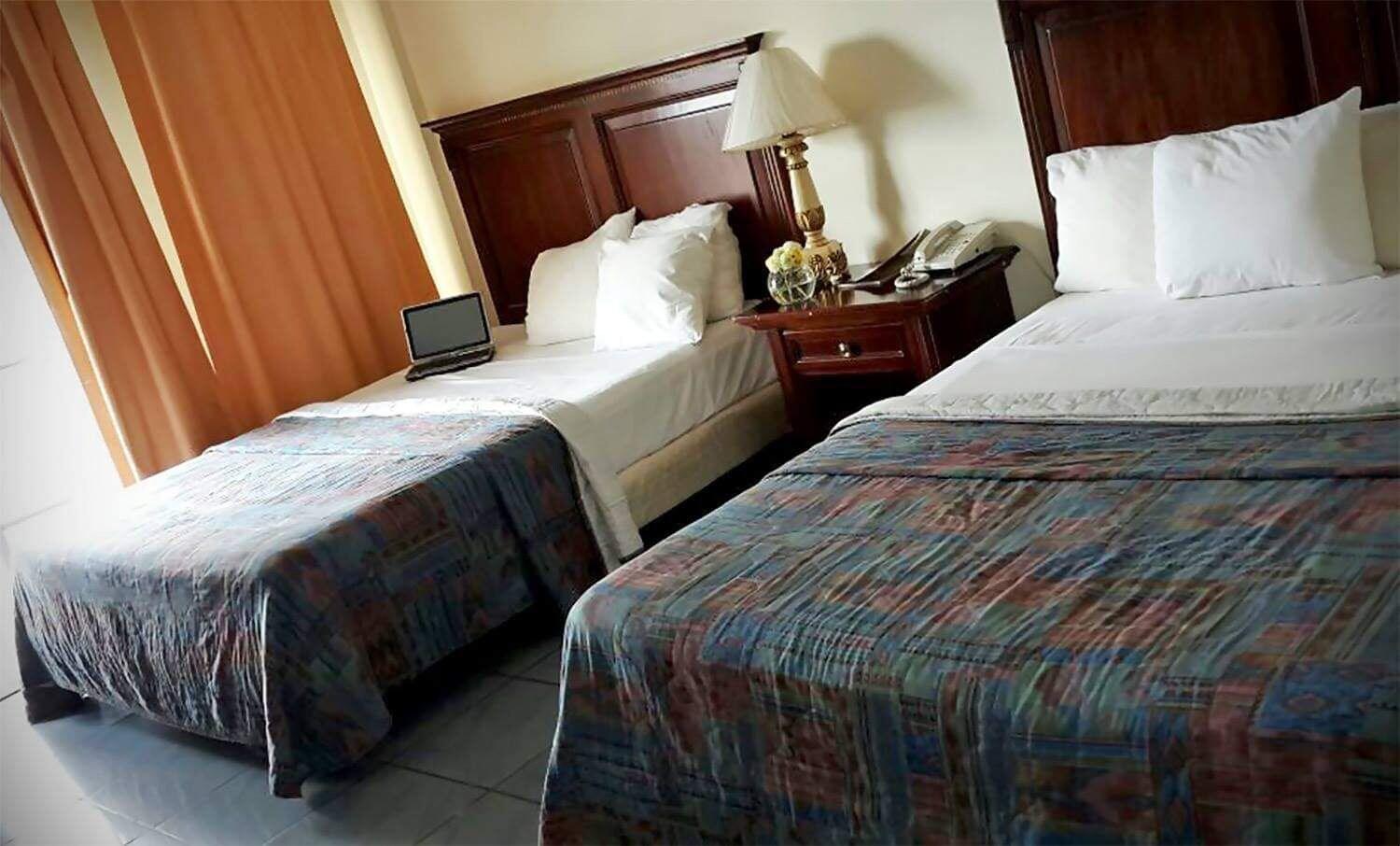 Equipamiento de Habitación Hotel Suites La Aurora