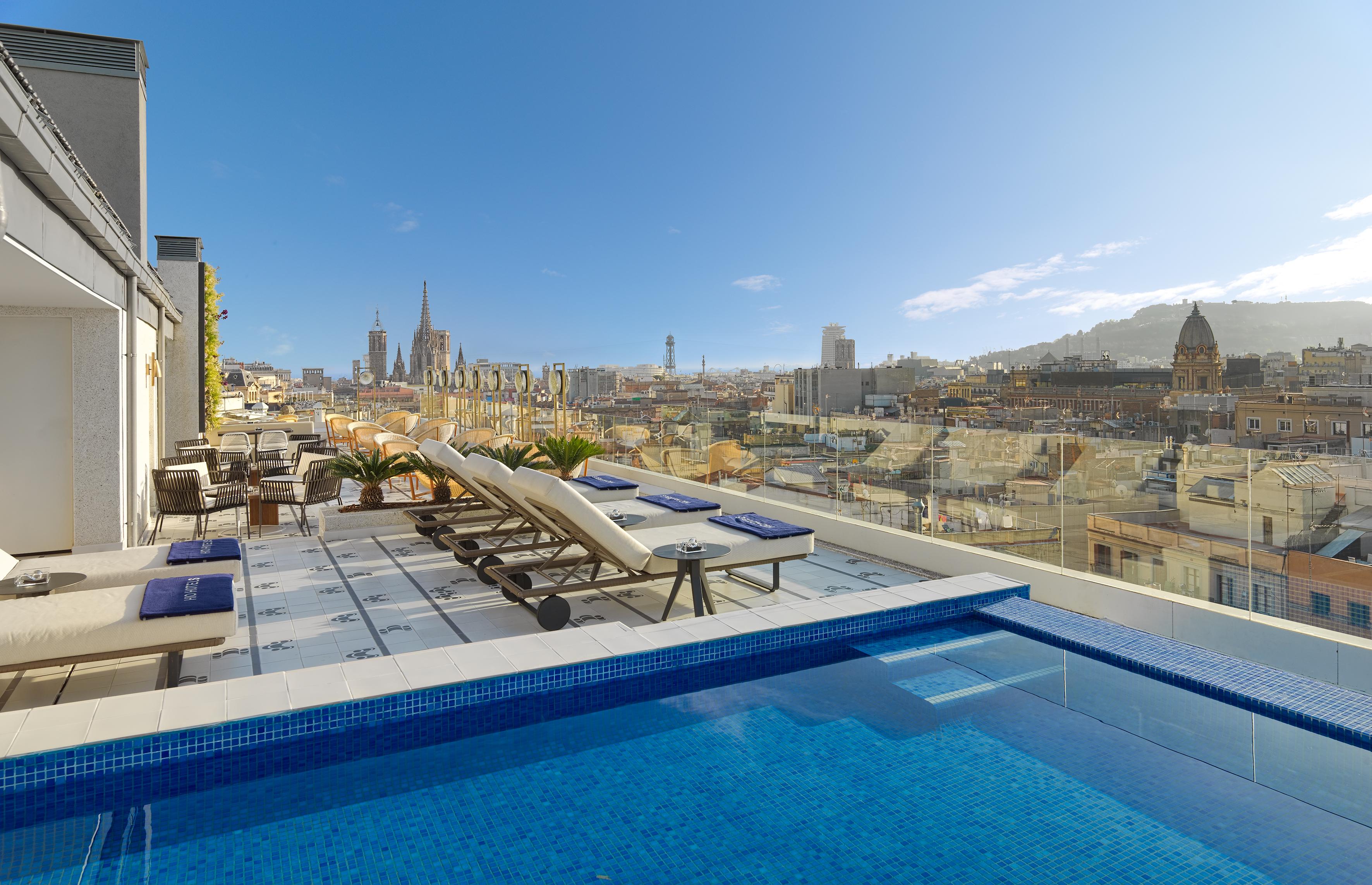 Vista Piscina H10 Cubik