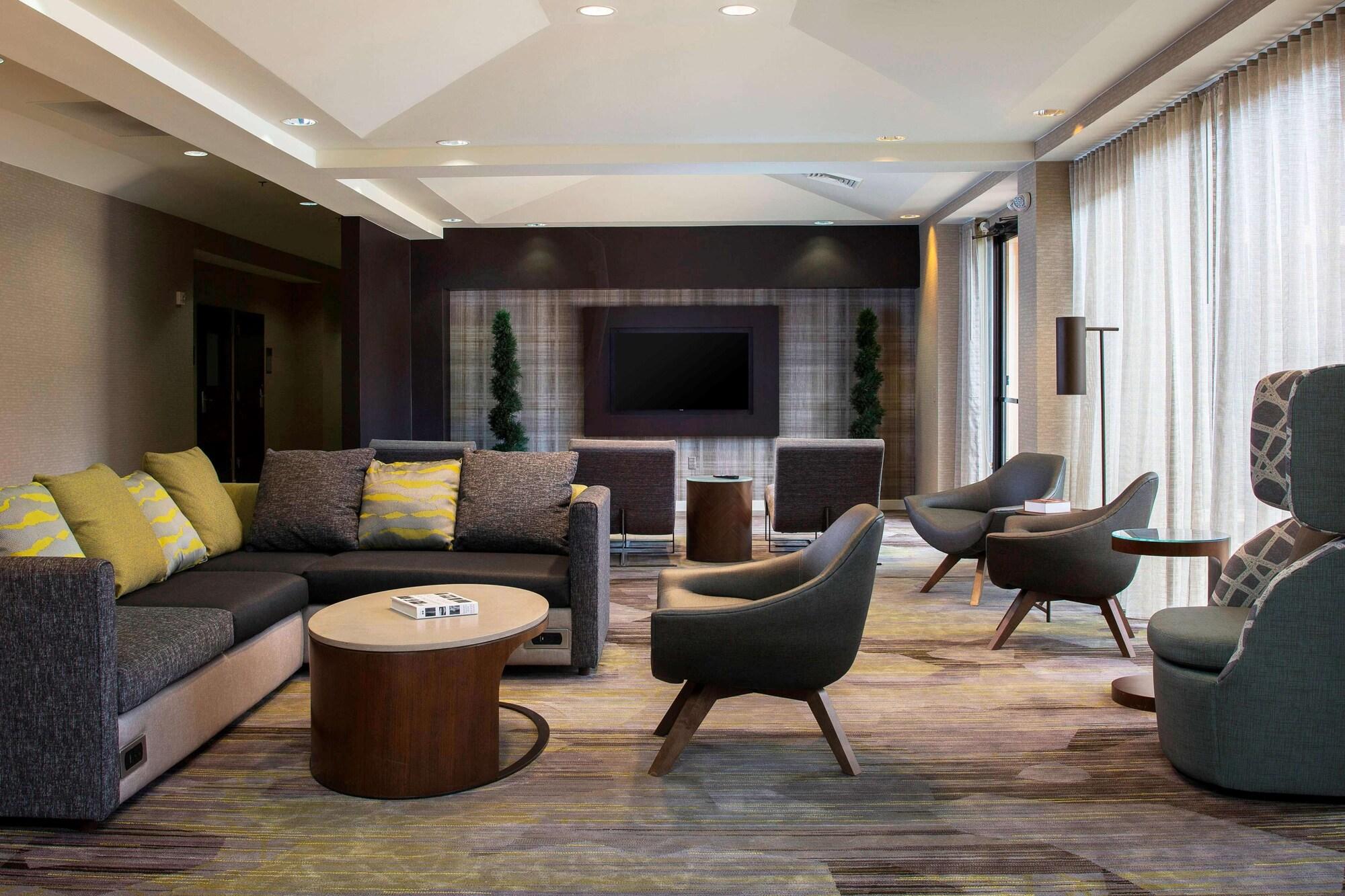 Vista Lobby Sonesta Select Atlanta Norcross