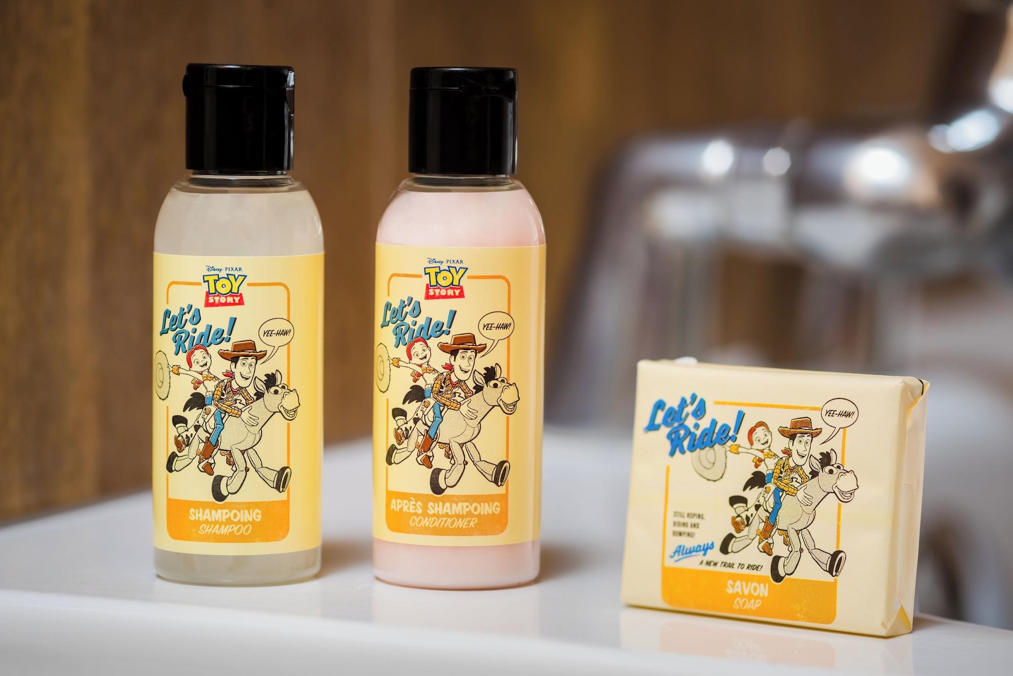 Equipamiento de Habitación Disney Hotel Cheyenne