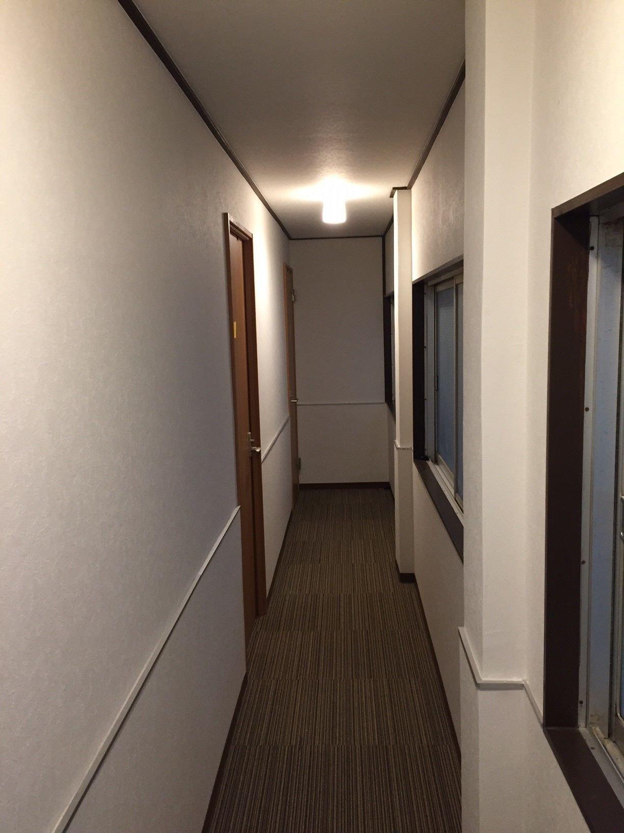 Varios Hostel Azalea