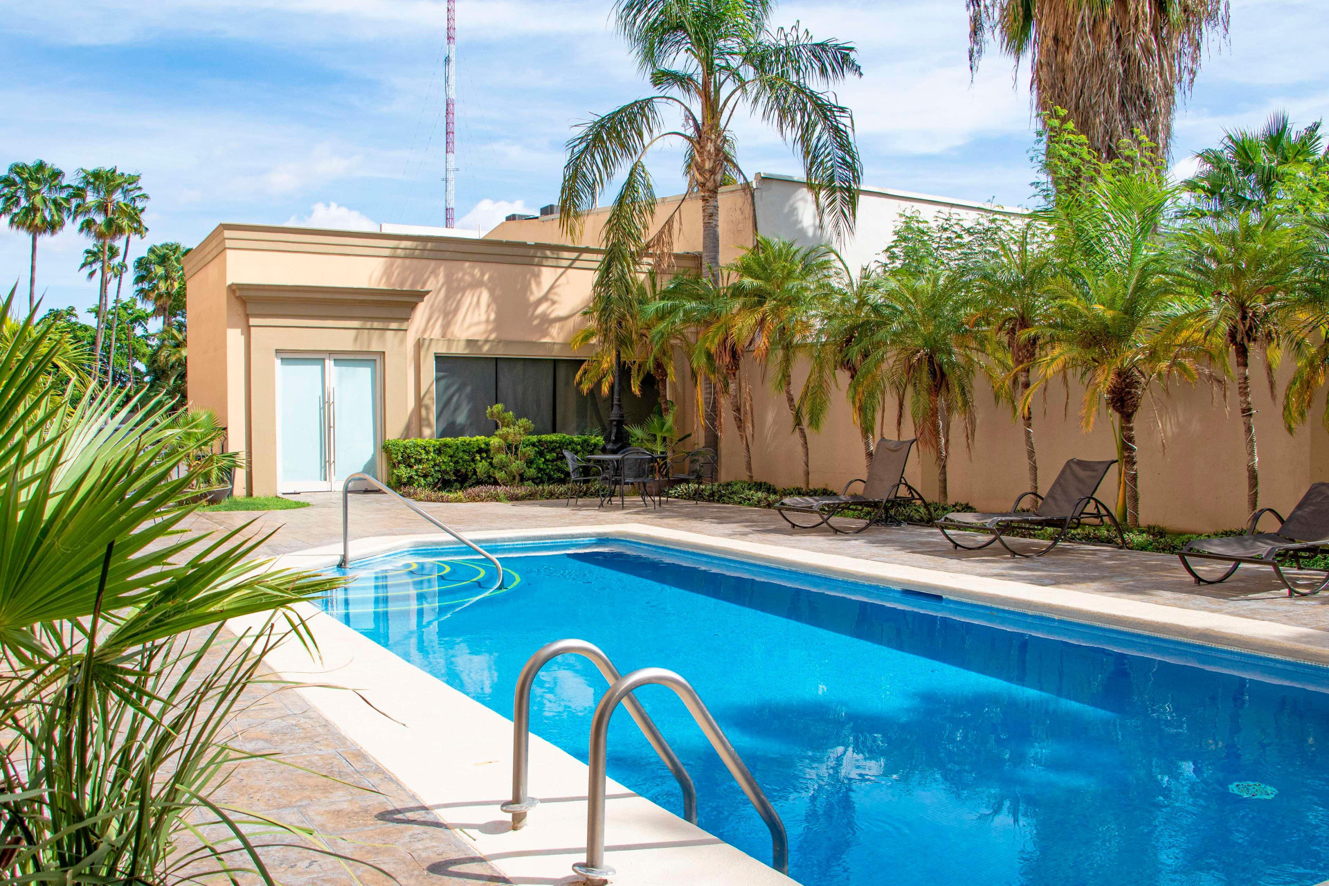 Vista Piscina Best Western Plus Los Mochis