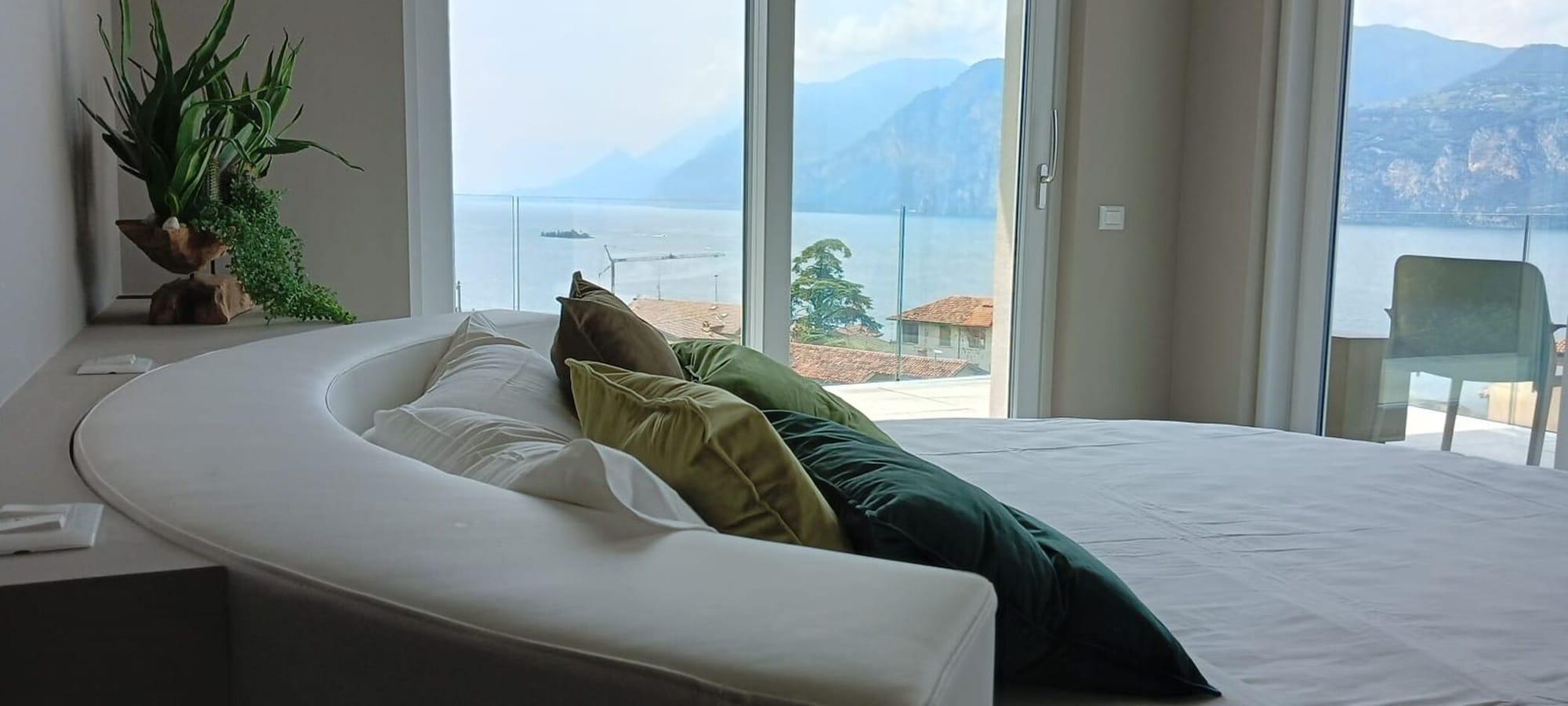 Varios Hotel Diana