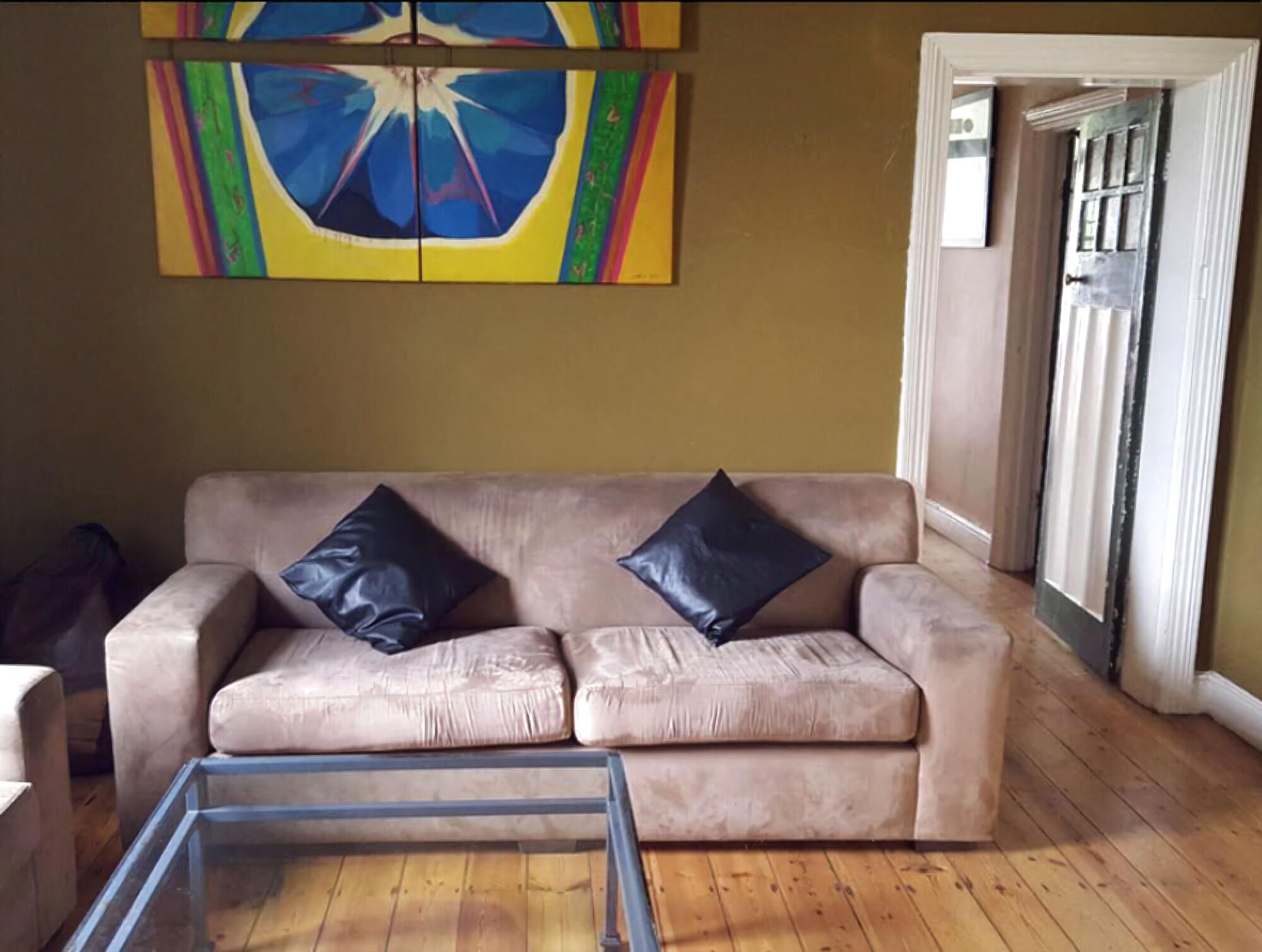 Comodidades del Alojamiento Stumble Inn Backpackers Lodge