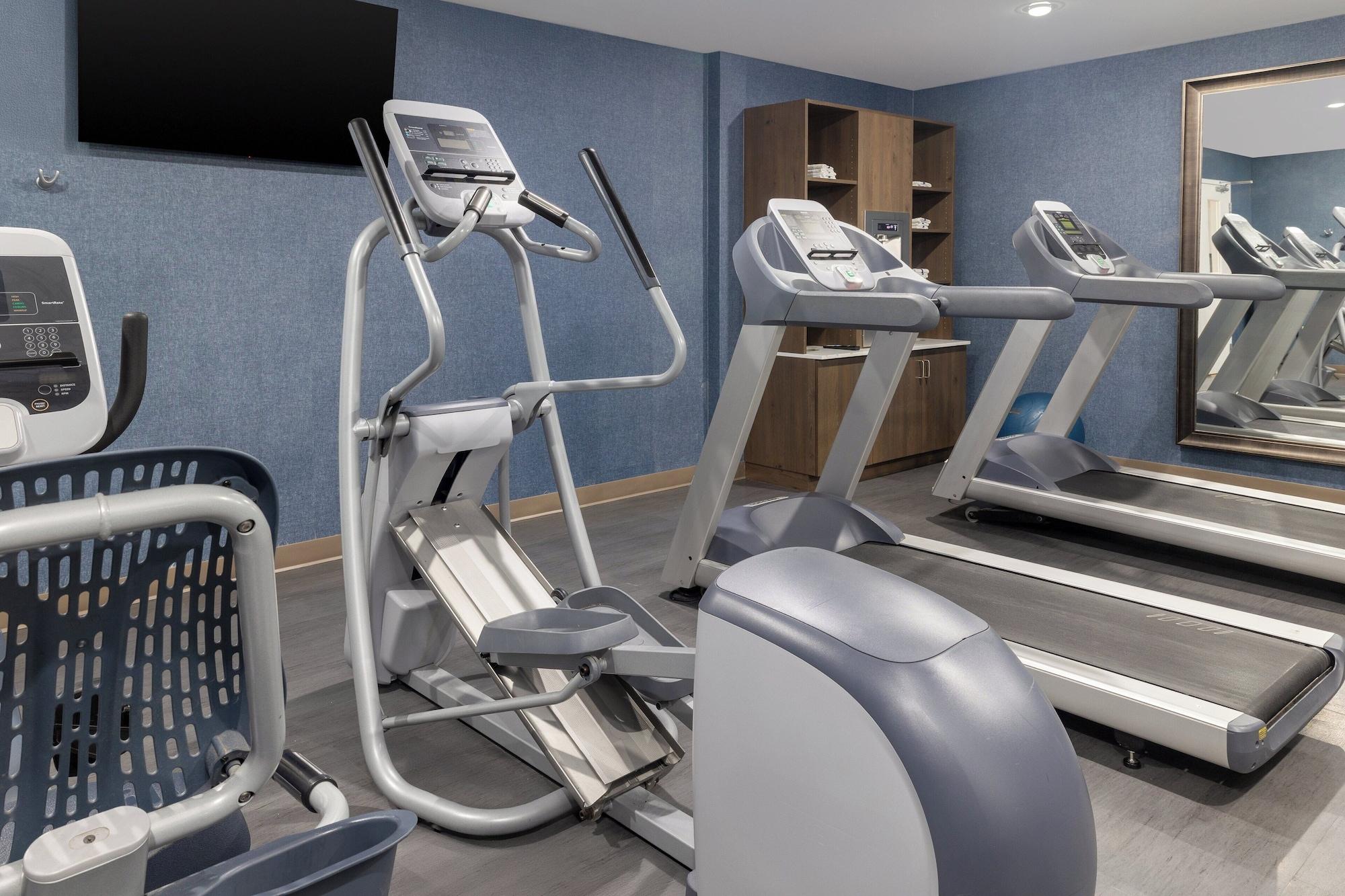 Gimnasio Staybridge Suites Denver-Central Park by IHG