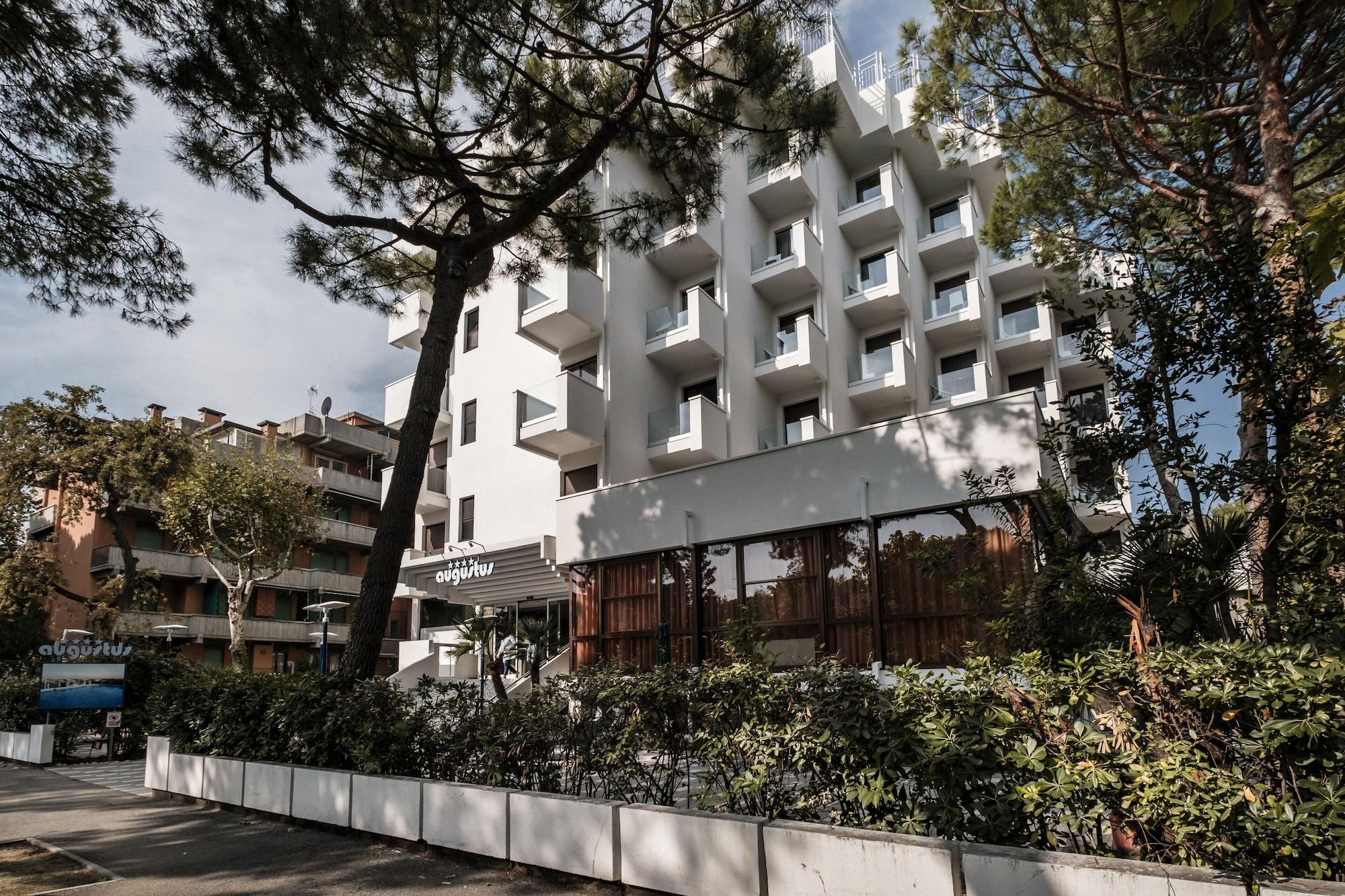 Vista Exterior Hotel Augustus