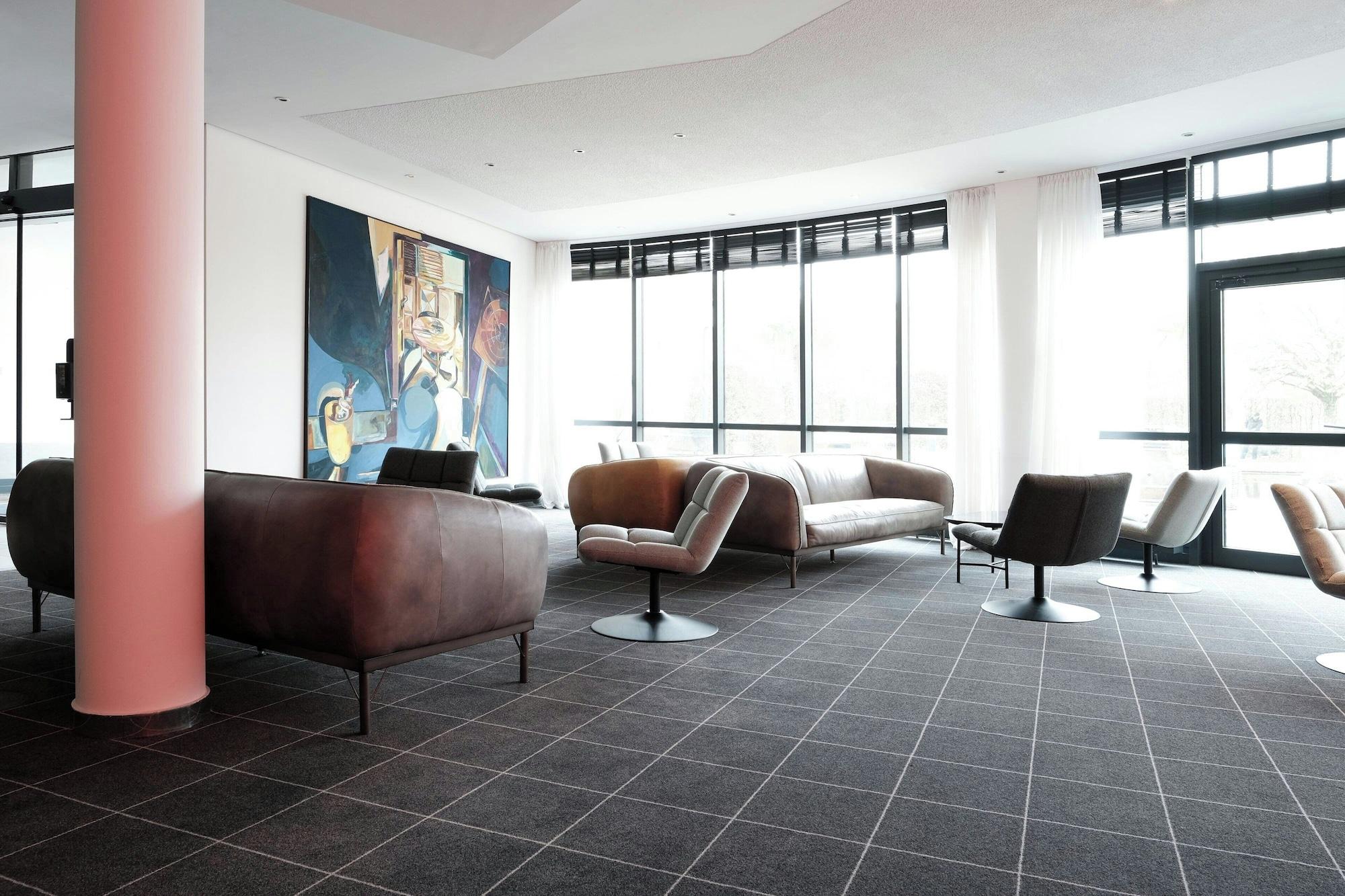 Vista Lobby FOUR Ratingen Dusseldorf Airport