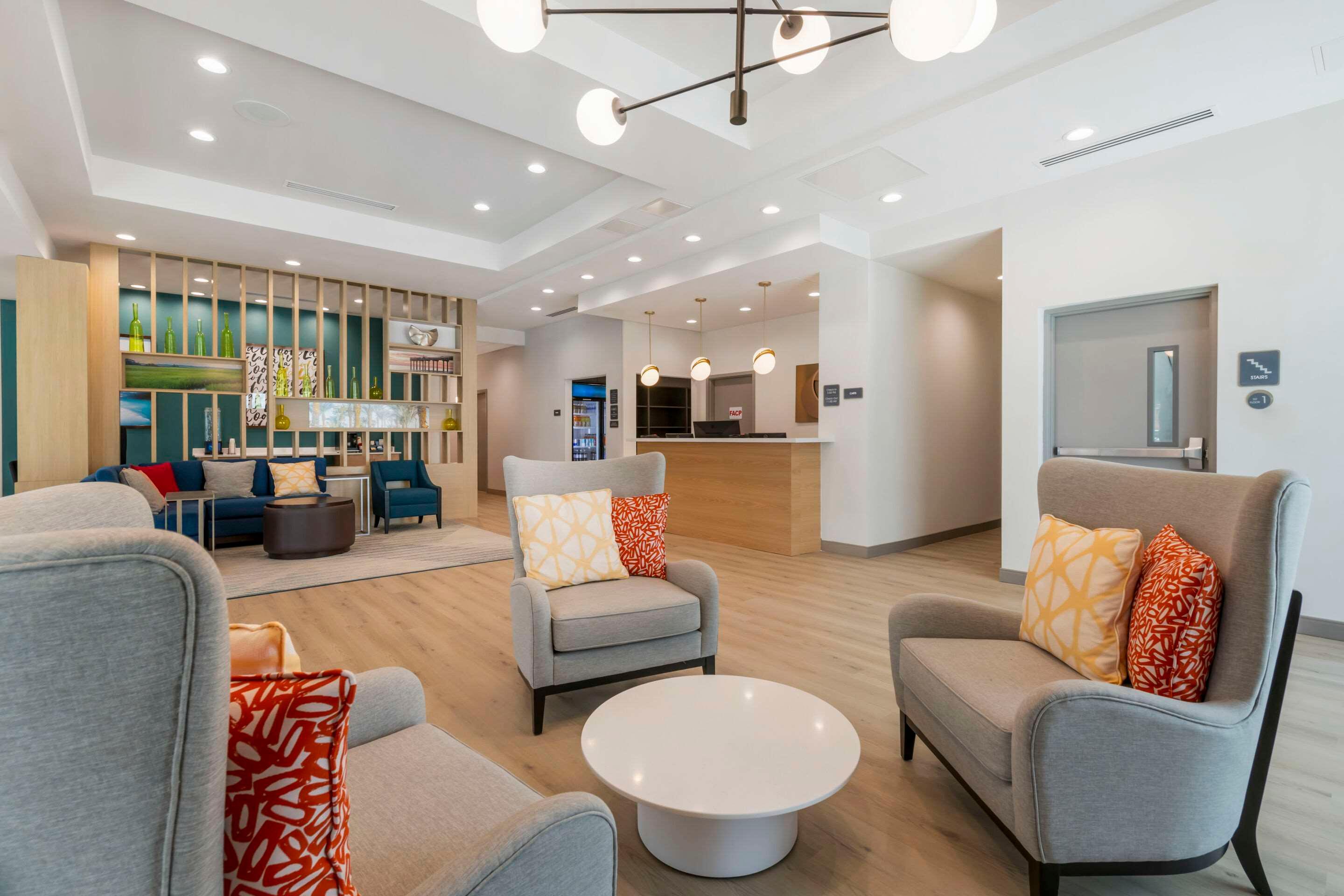 Vista Lobby Comfort Suites St. Augustine Historic District Area