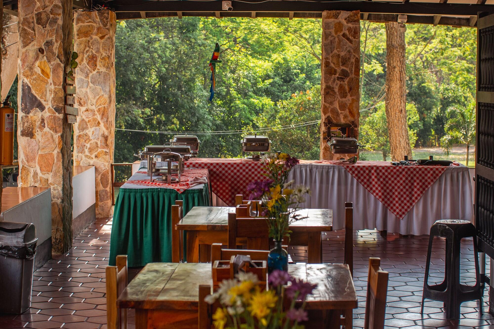 Restaurant Hotel Familia Casa Blanca