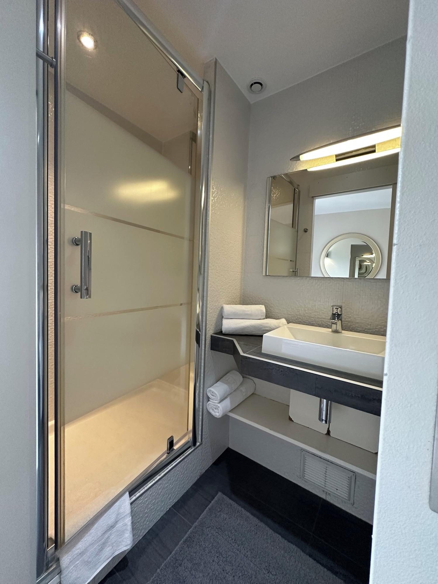 Equipamiento de Habitación Hotel Nation Montmartre