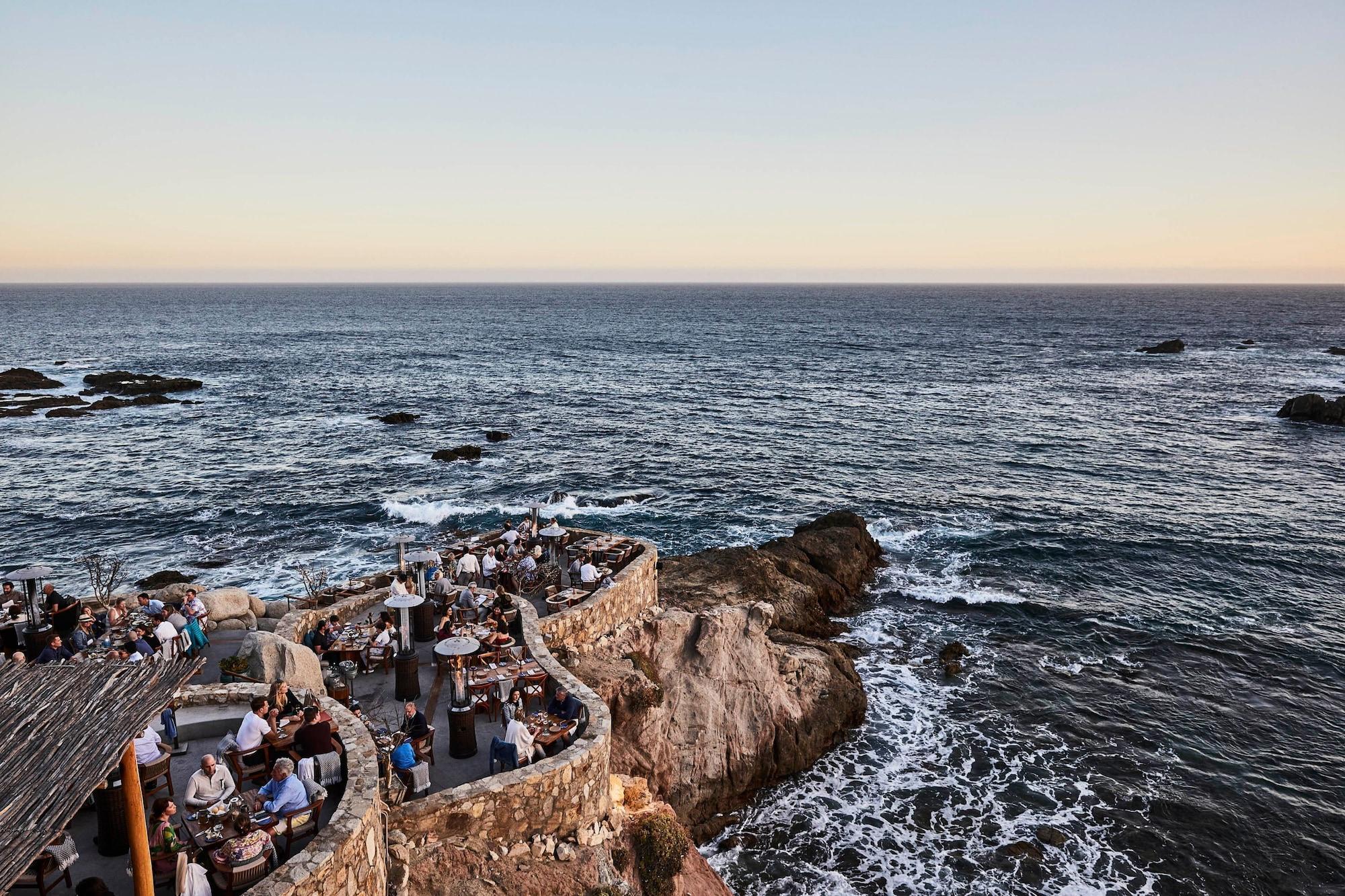 Restaurant Esperanza, Auberge Resorts Collection