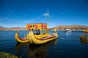 Actividad - Maravillas del Lago Titicaca: Isla de los Uros y Taquile