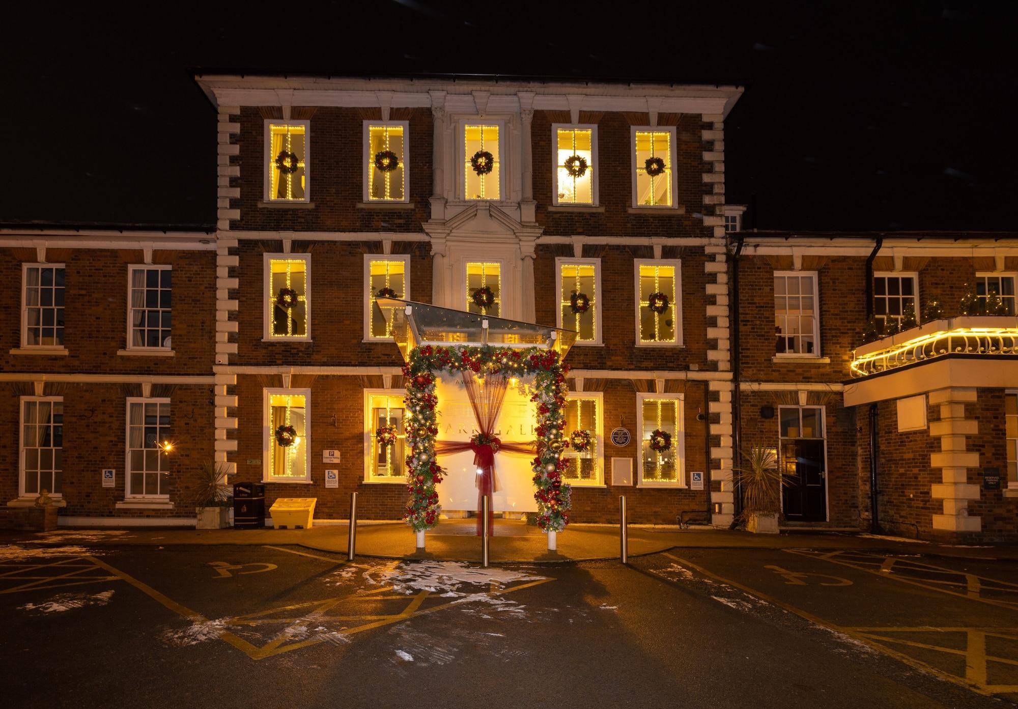 Vista Exterior Park Hall Hotel and Spa Wolverhampton