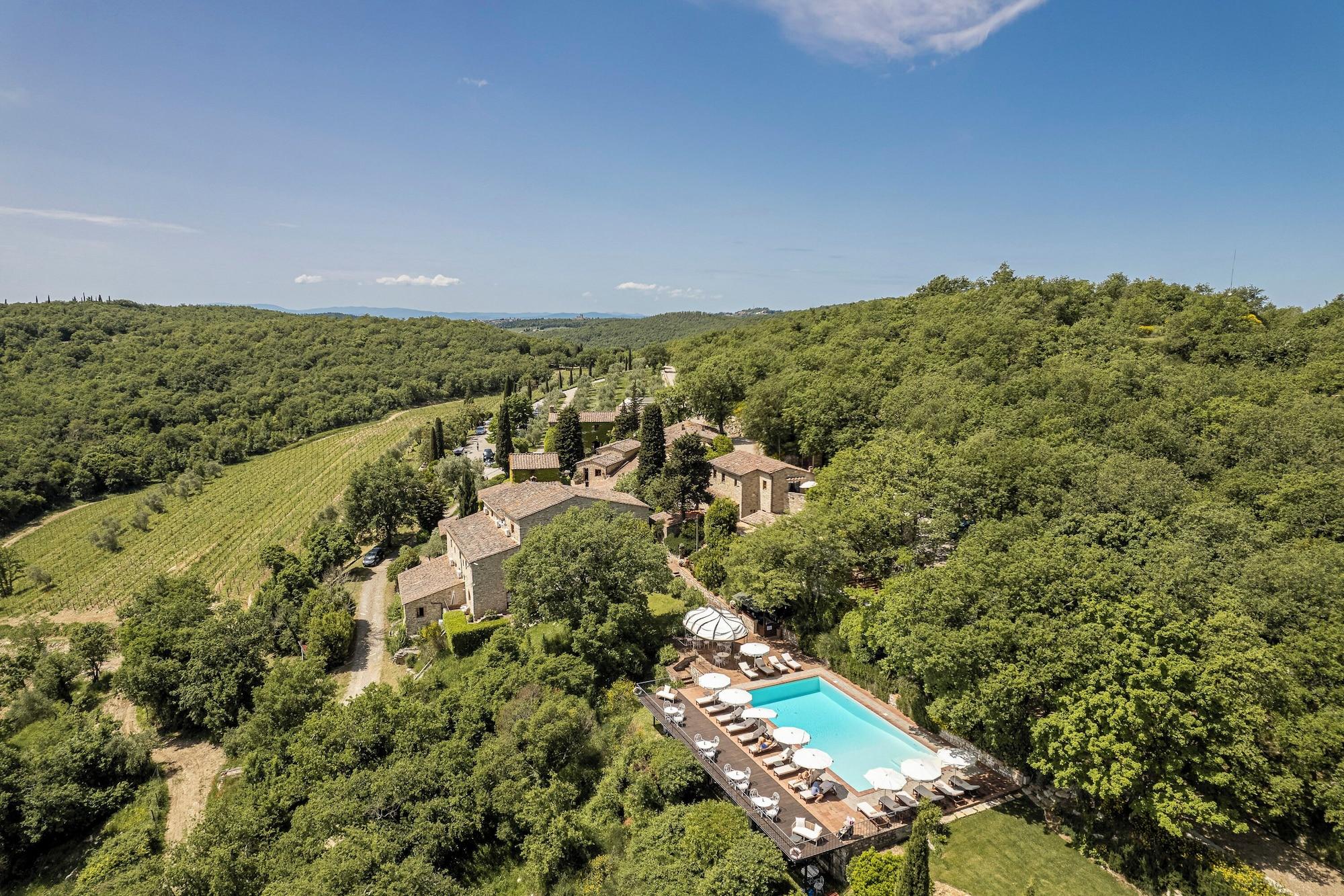 Varios Borgo Vescine
