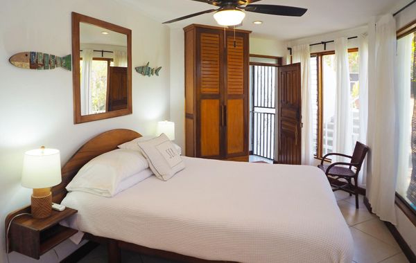 Breathtaking Views - Private Home - Beautifully Landscaped - Walk to the Beach - Hoteles mejor calificados en Potrero Guanacaste