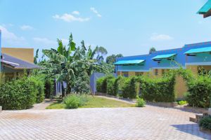 Alojamiento - Kisoro Comfort Inn
