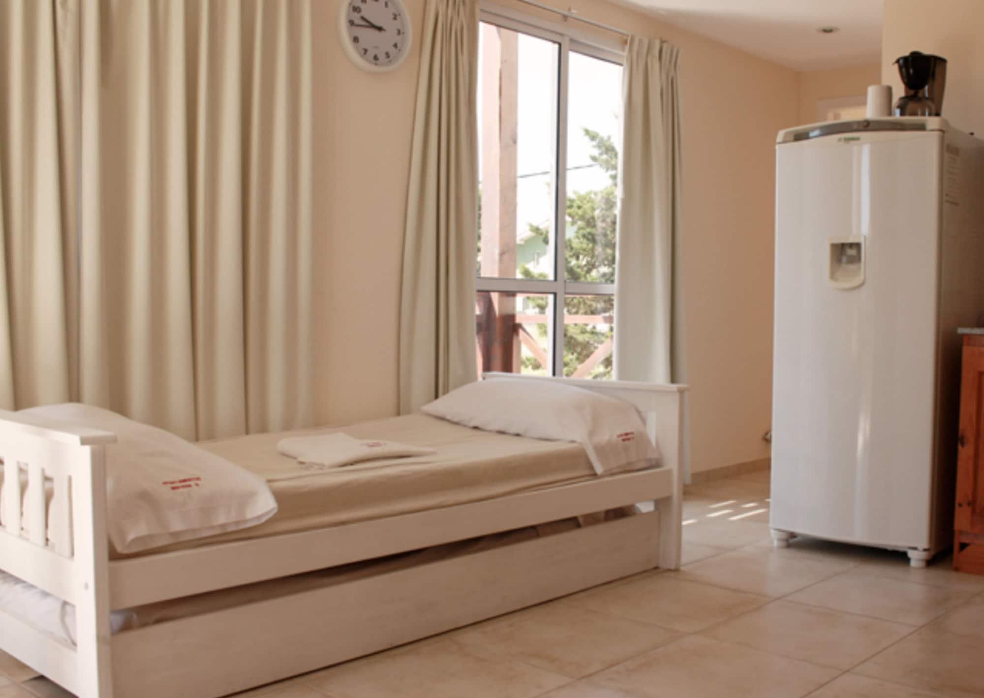 Varios Un Lugar en el Mundo Apart Pinamar