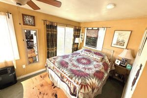 Alquiler Vacacional - Charming 1-bedroom house in Plush