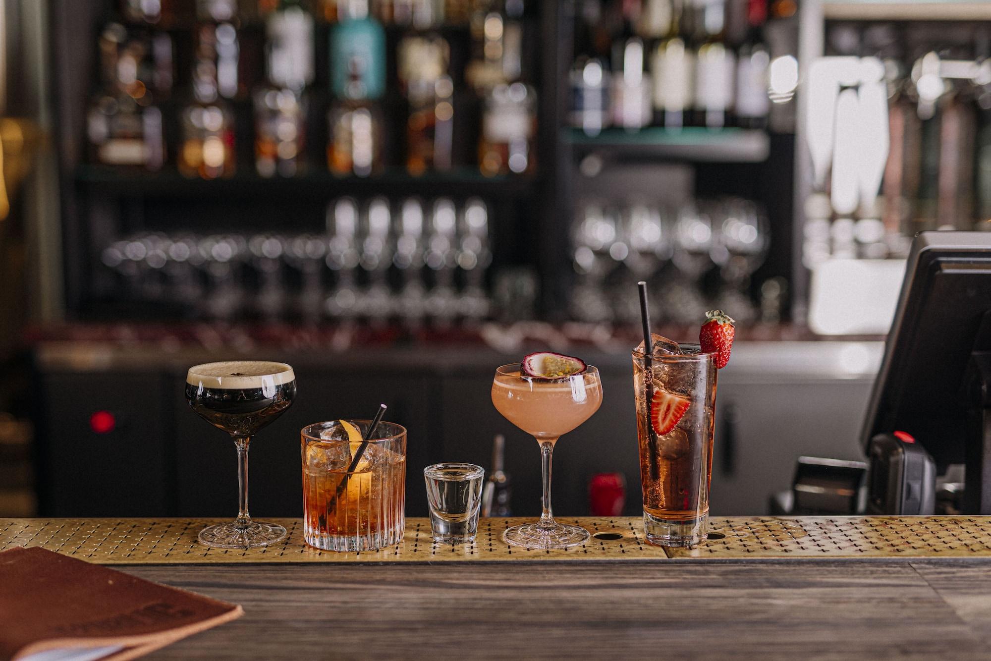 Bar/Salón Mantra Melbourne Epping