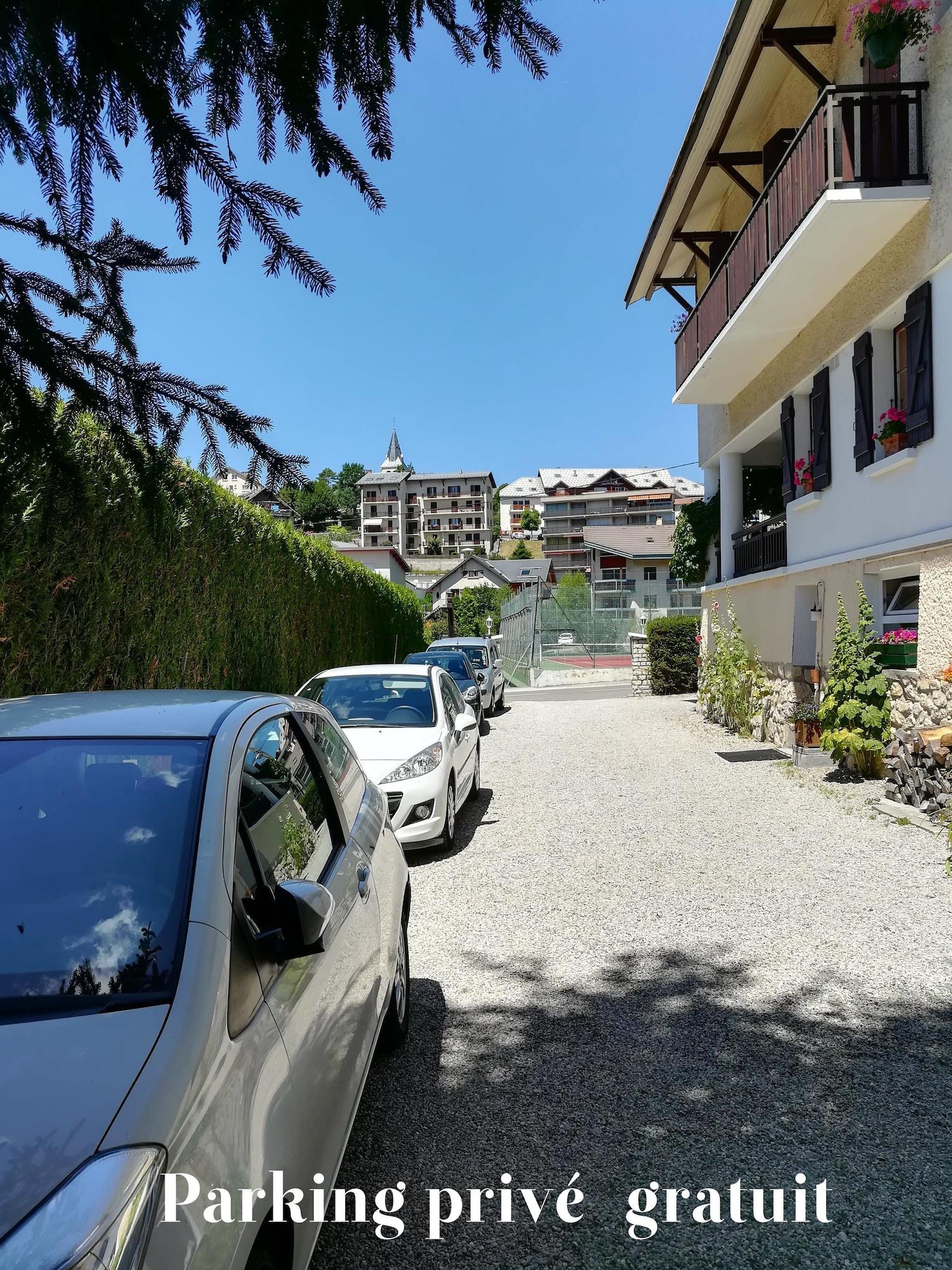 Vista Exterior Villa Primerose