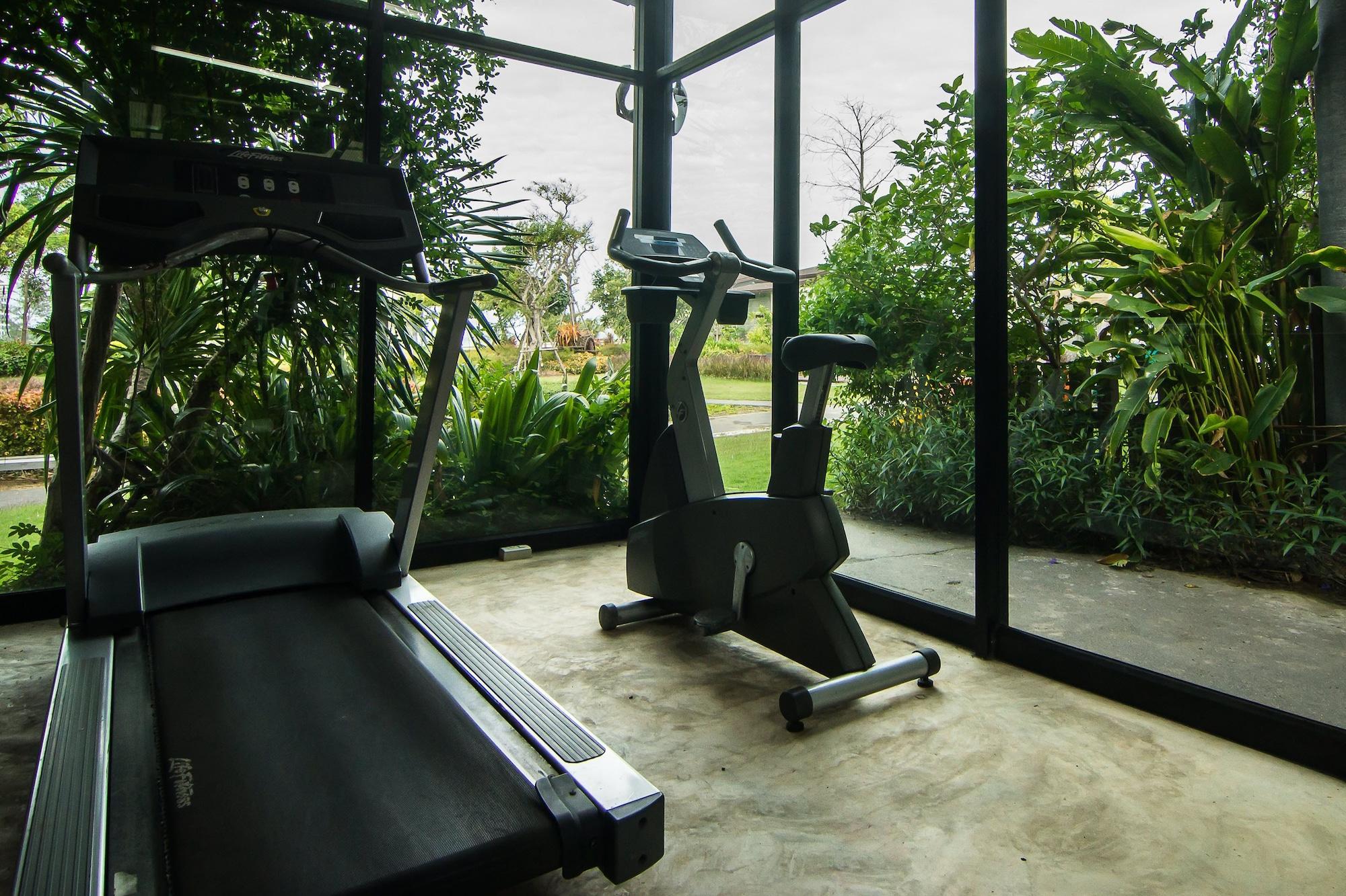 Gimnasio i Tara Resort & Spa
