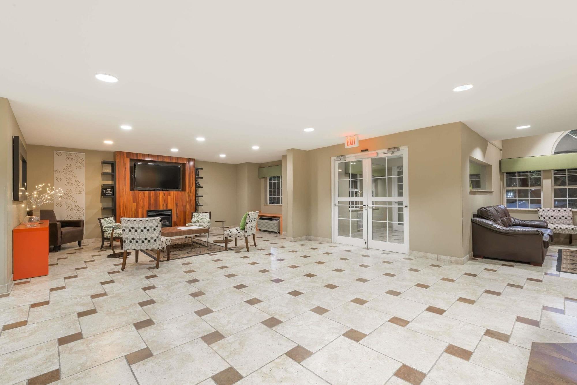 Restaurant Microtel Inn & Suites by Wyndham West Chester