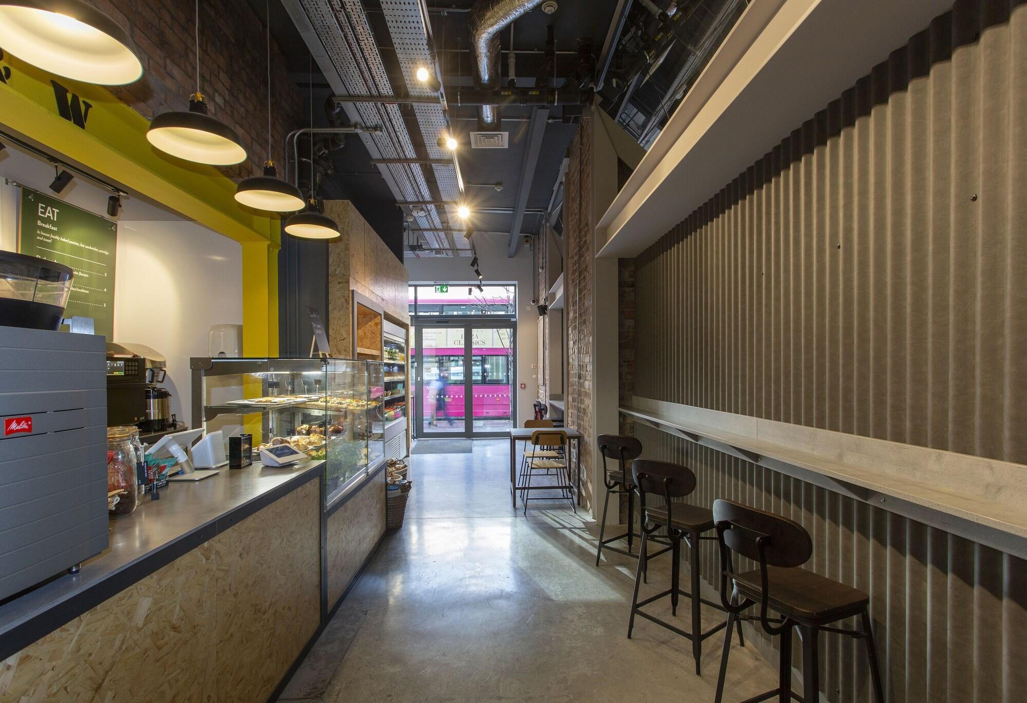 Restaurant easyHotel Belfast