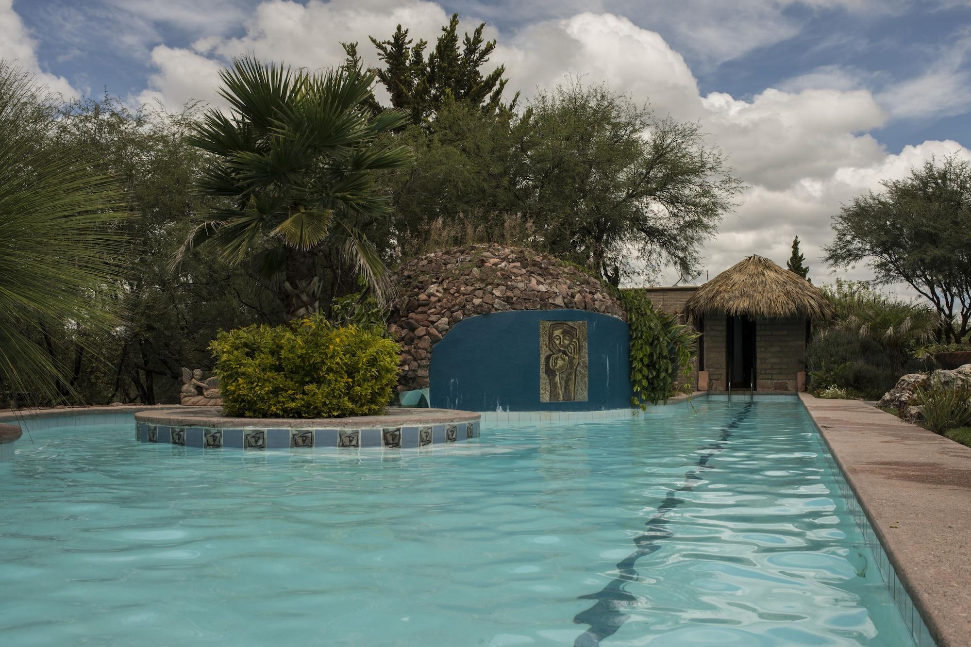 Vista Exterior Nirvana Restaurant And Retreat